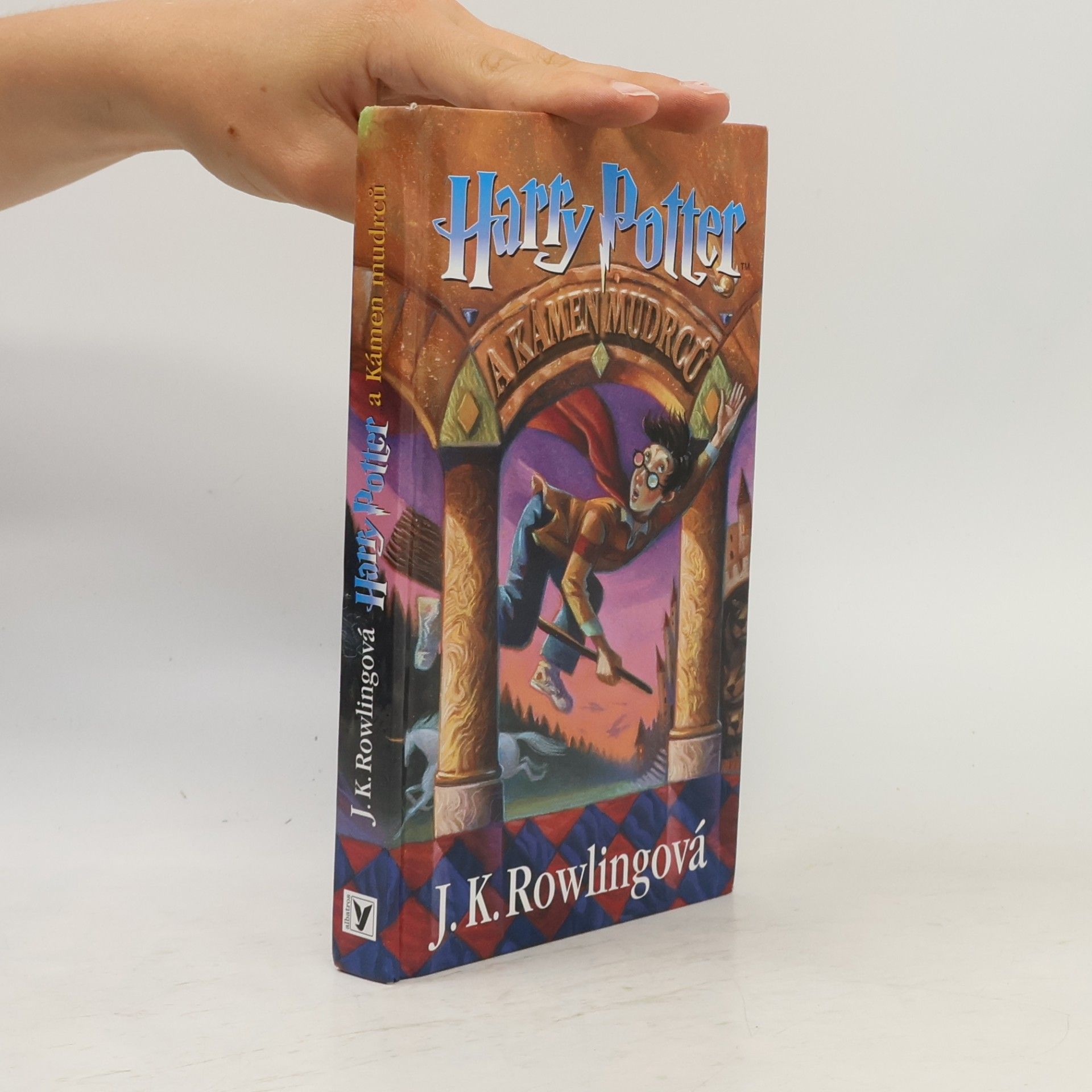 Joanne K. Rowlingová Harry Potter a kámen mudrců