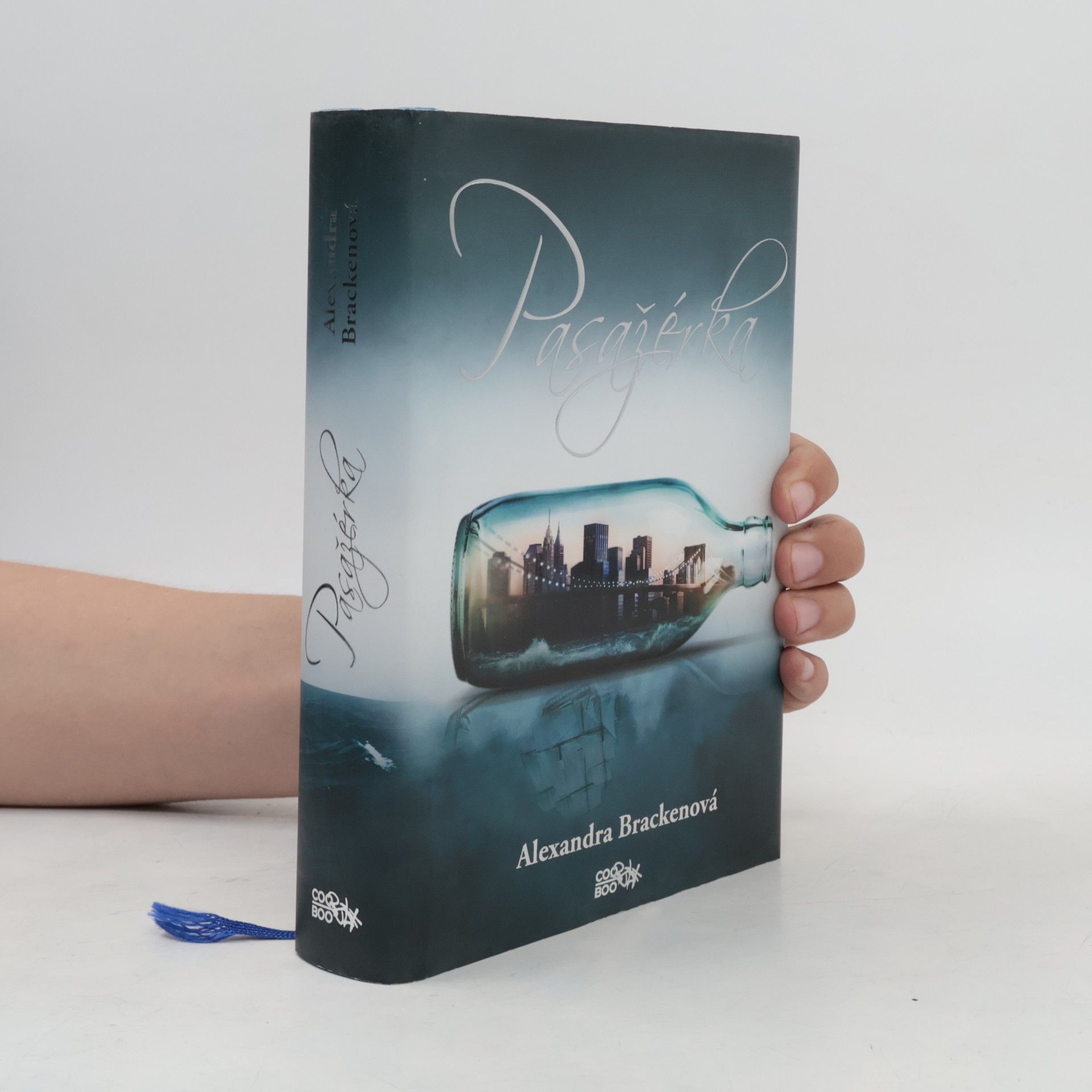 Alexandra Bracken Pasažérka