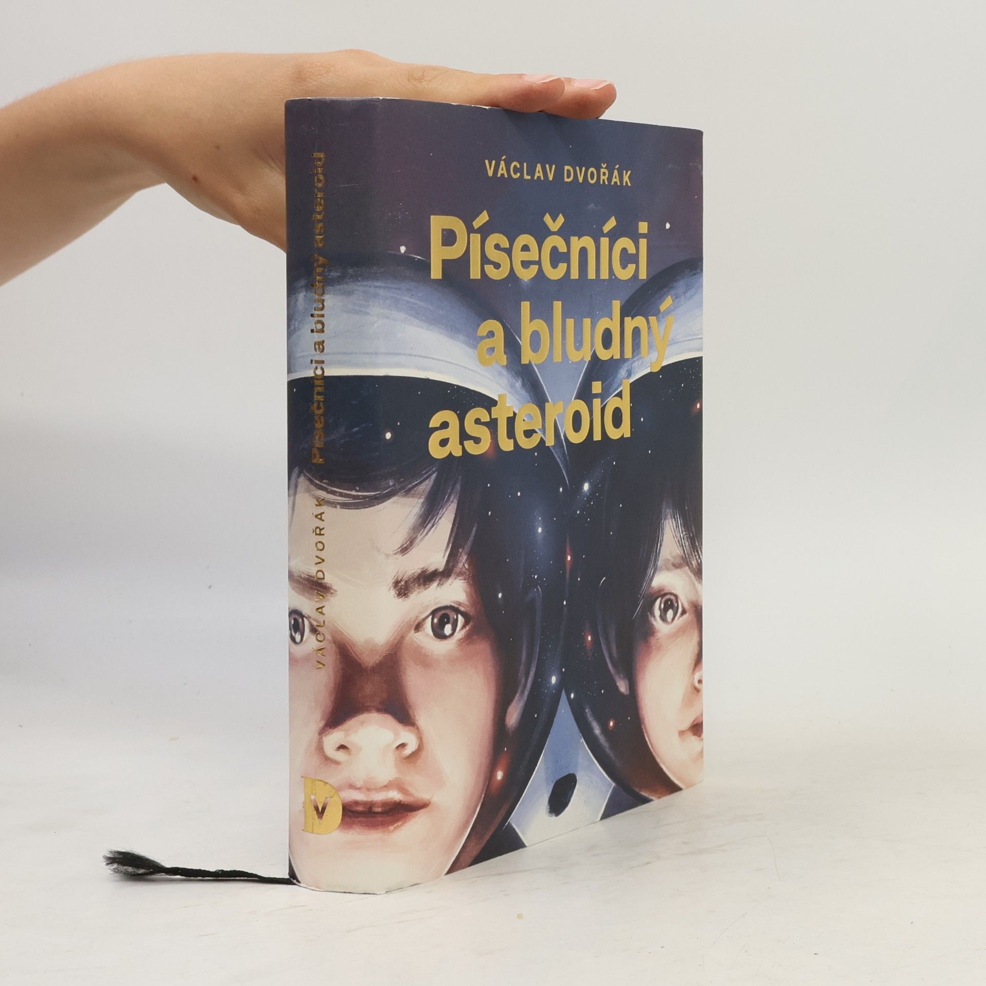 Václav Dvořák Písečníci a bludný asteroid