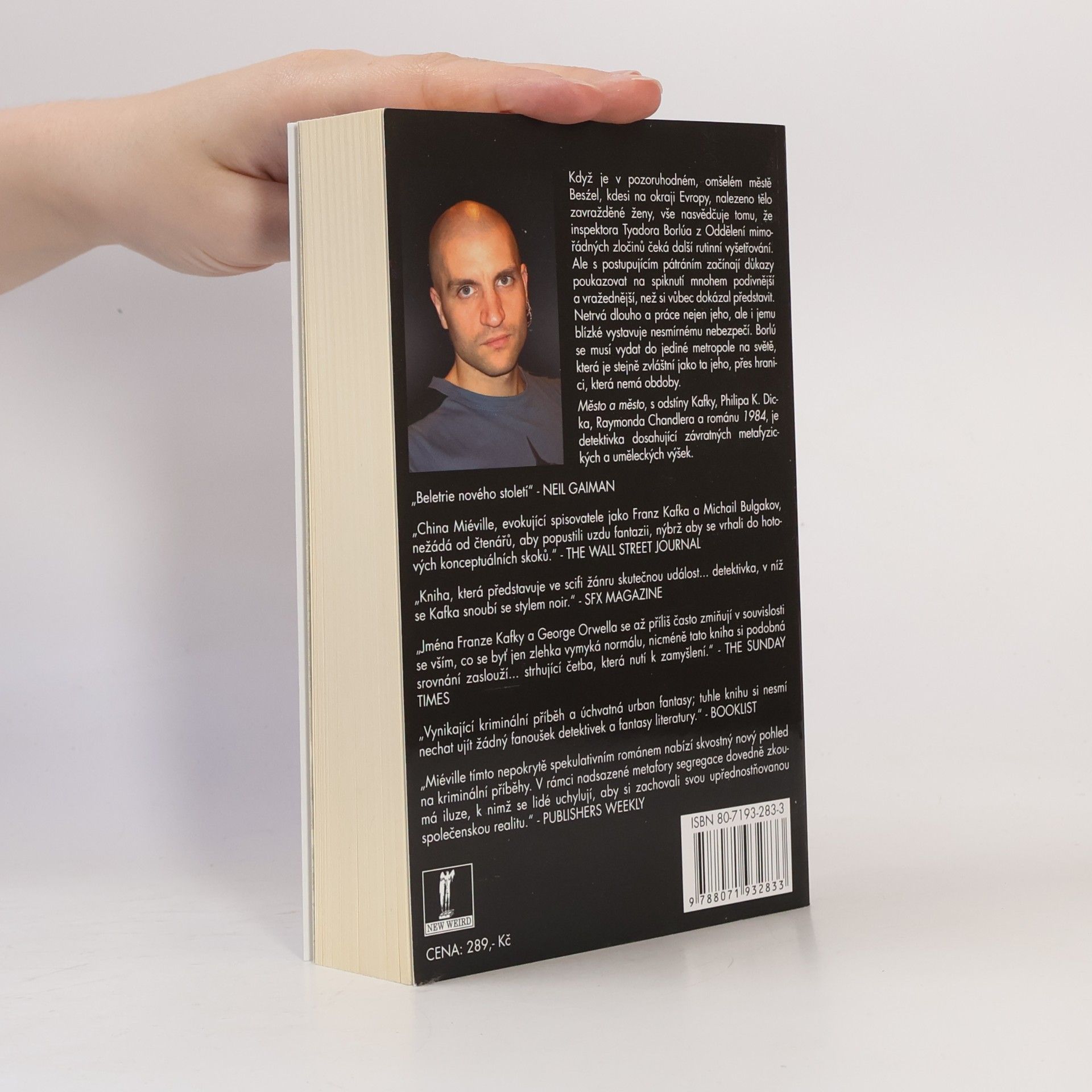 China Miéville Město & město