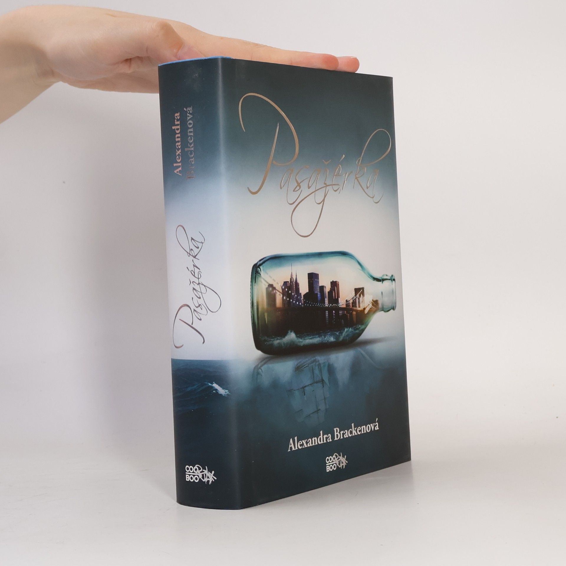 Alexandra Bracken Pasažérka