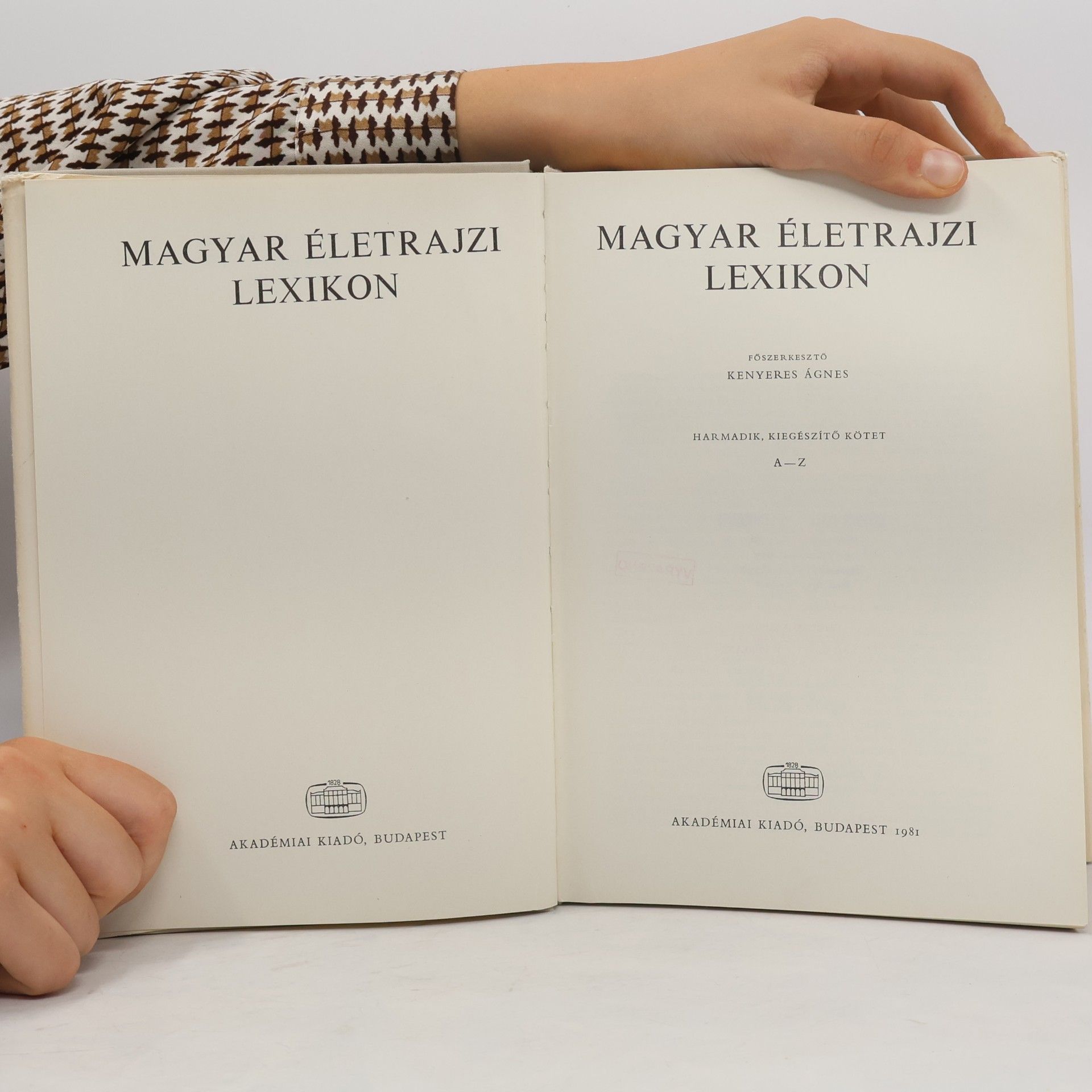 Kenyeres Ágnes Magyar életrajzi lexikon