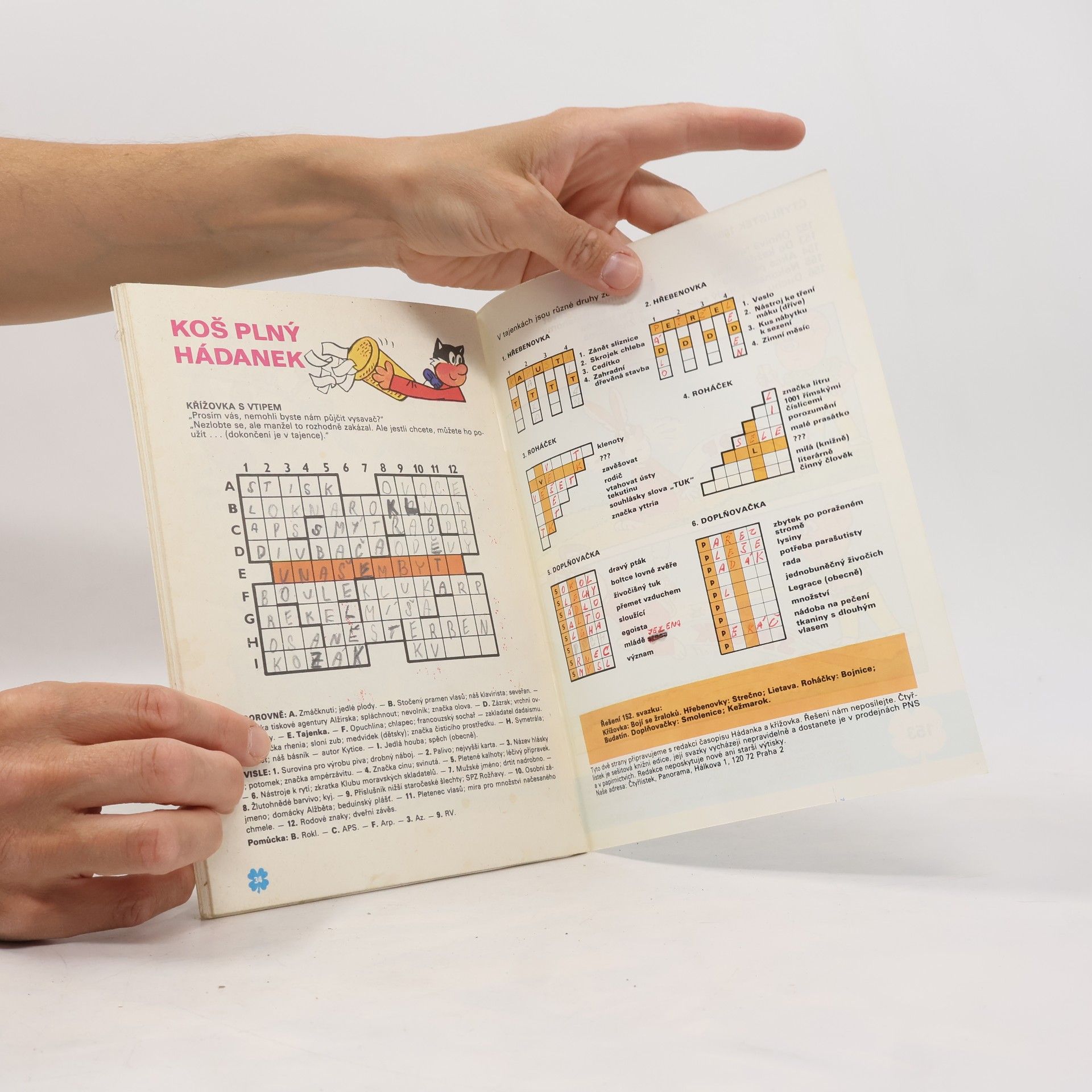 Jaroslav Němeček Čtyřlístek 153. Do každé kapsy