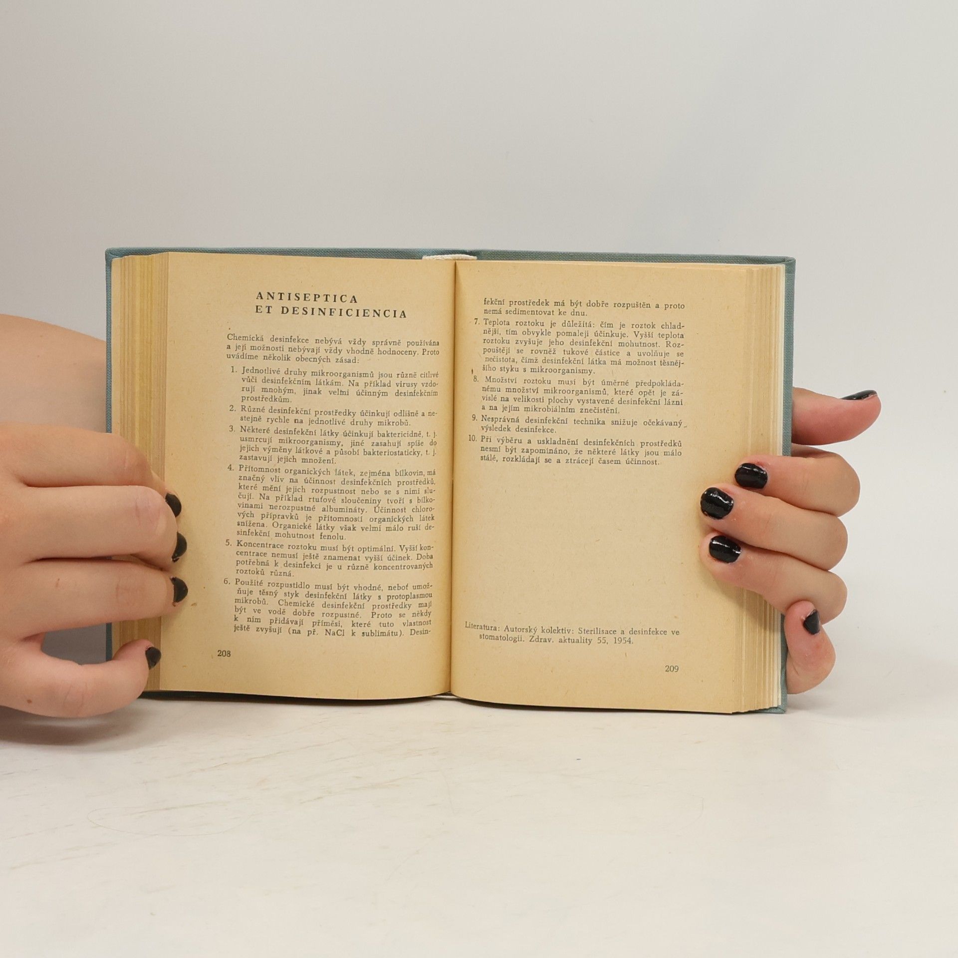Kolektiv autorů Dentální almanach