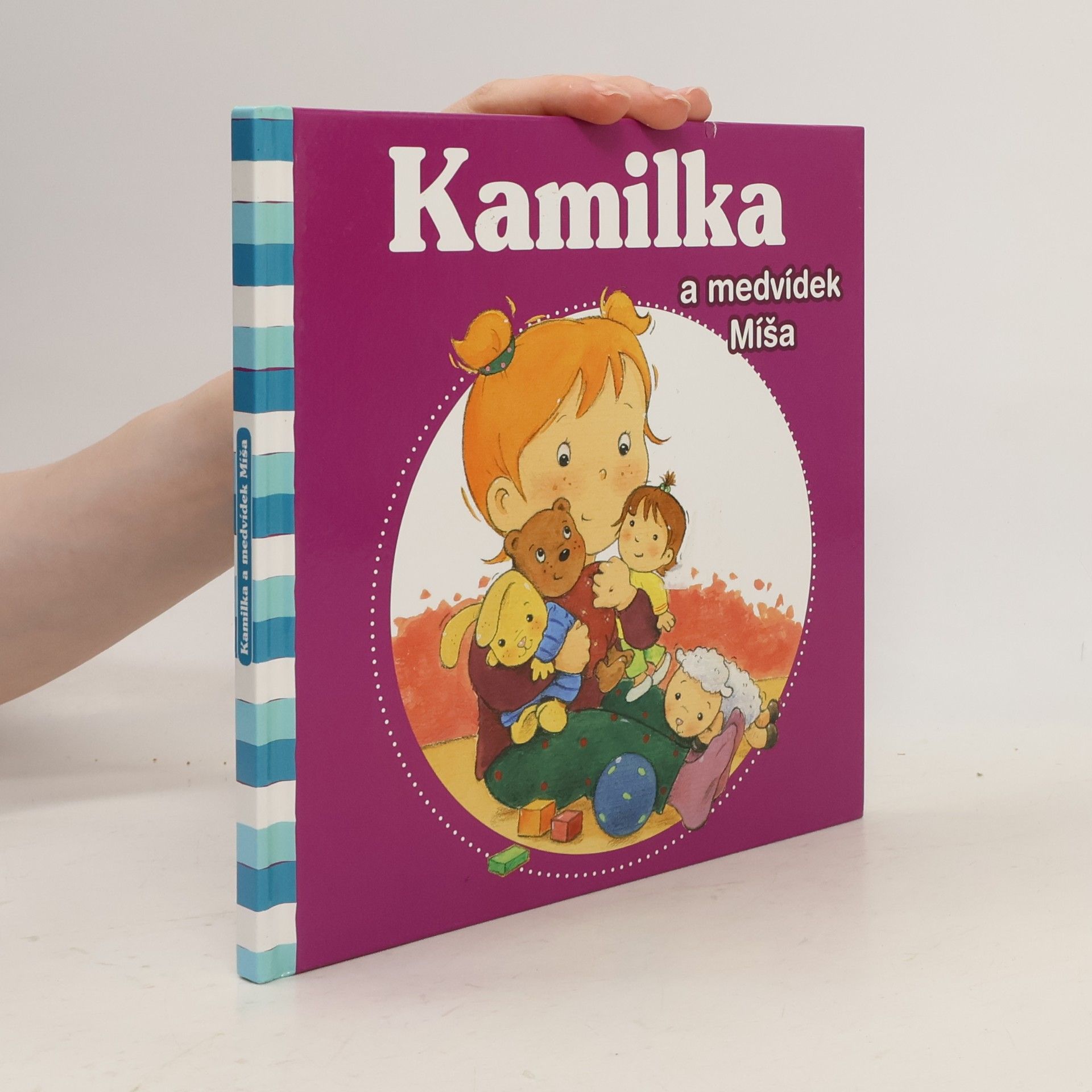 Nancy Delvaux Kamilka a medvídek Míša