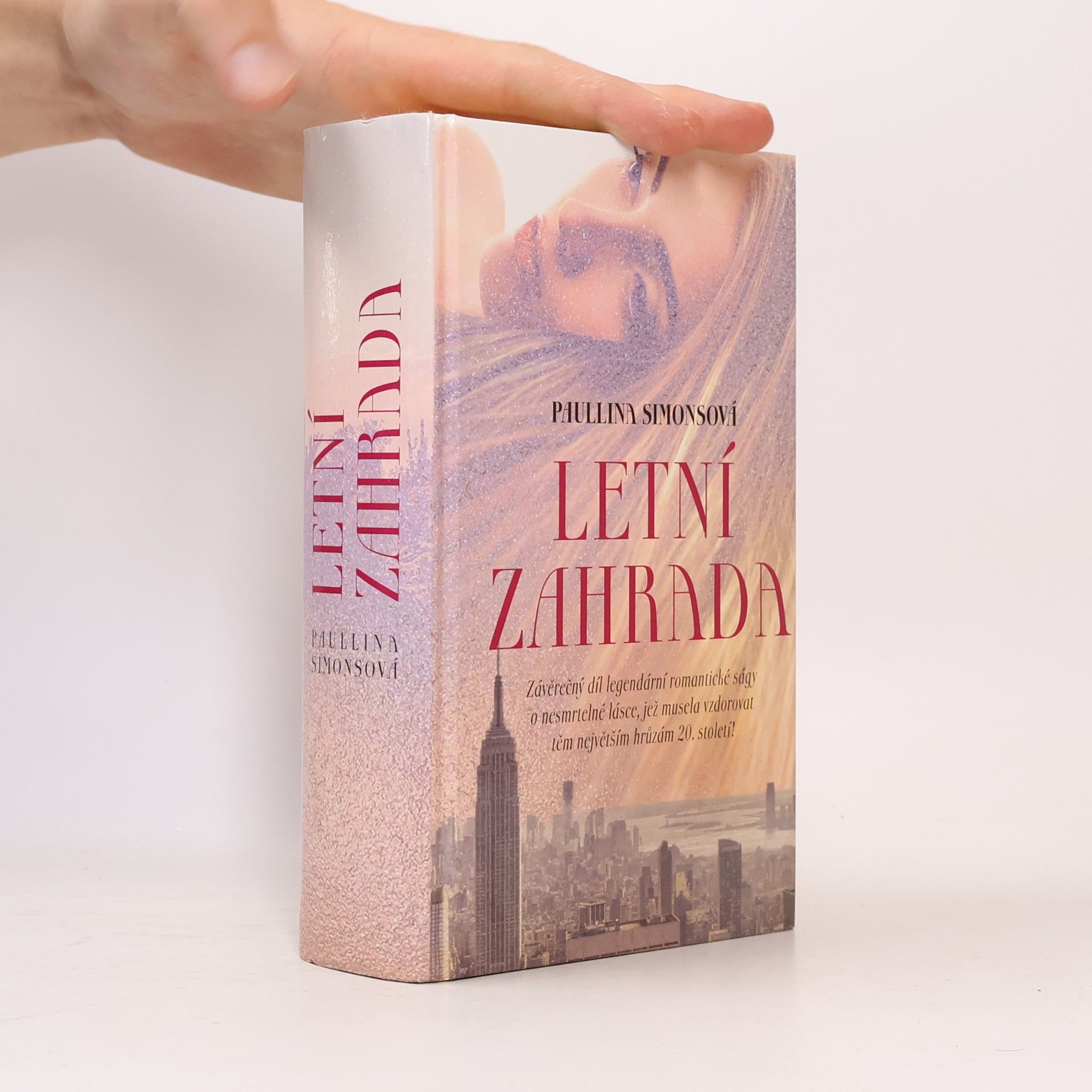 Paullina Simons Letní zahrada