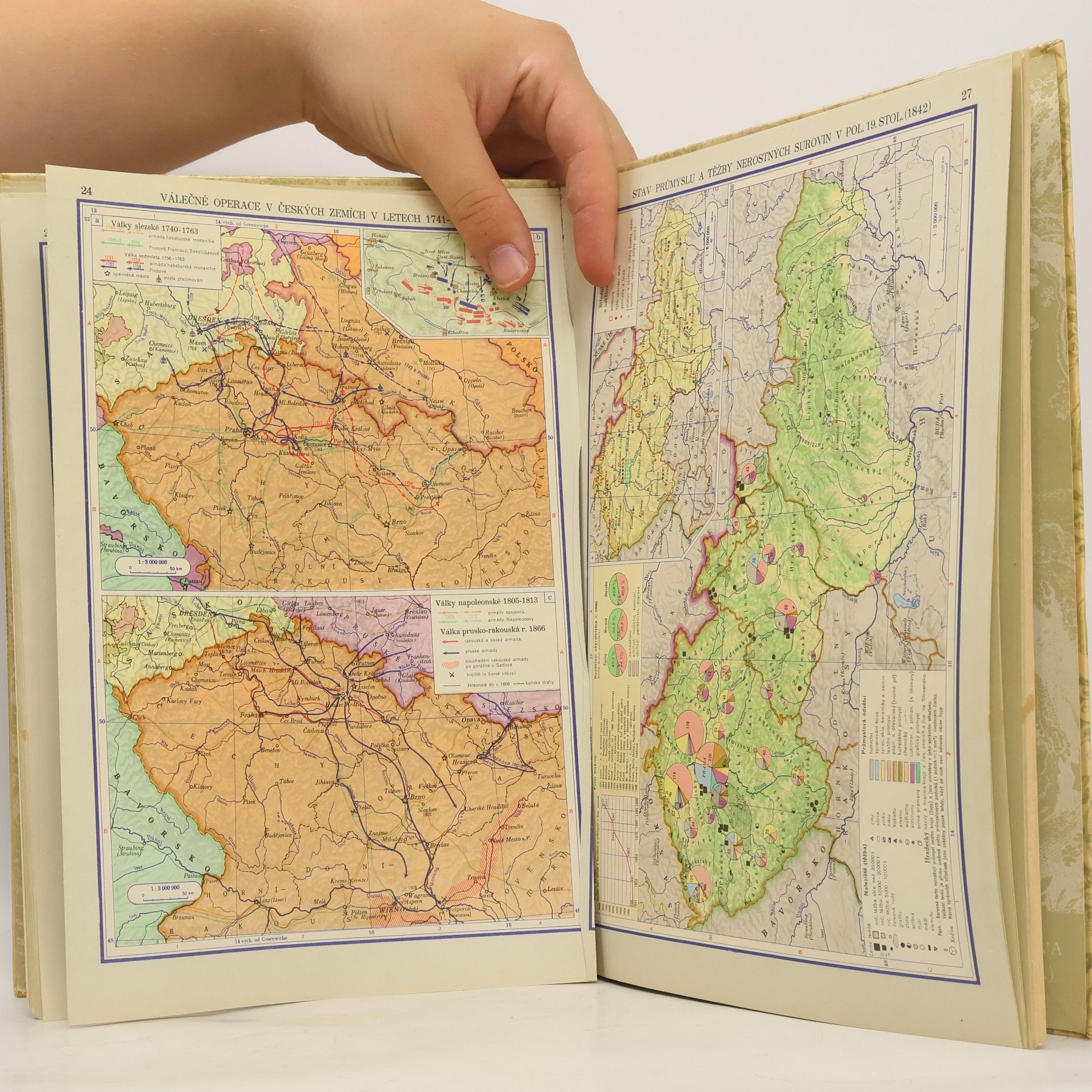 Collectif d'auteurs Školní atlas československých dějin