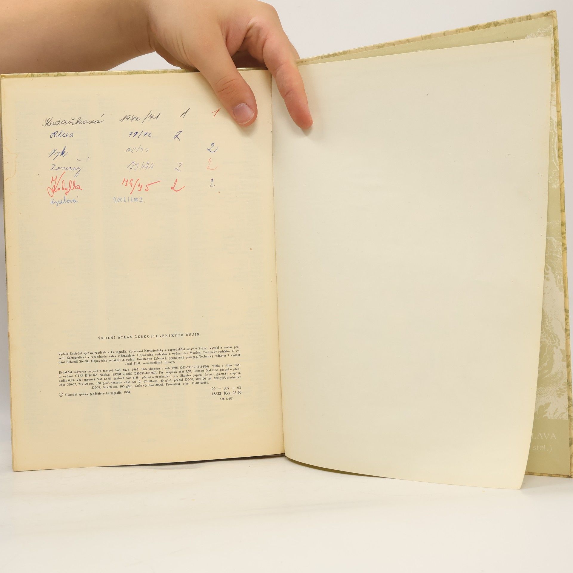 Collectif d'auteurs Školní atlas československých dějin