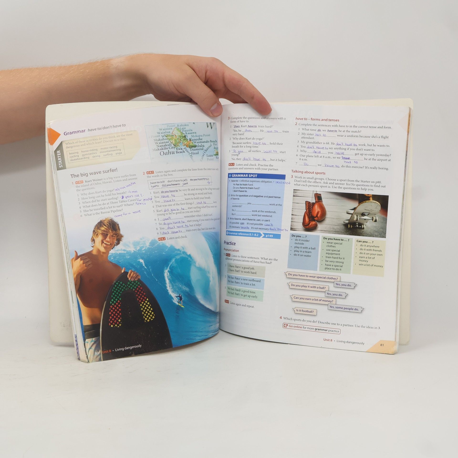 Liz Soars Headway : pre-intermediate : student's book