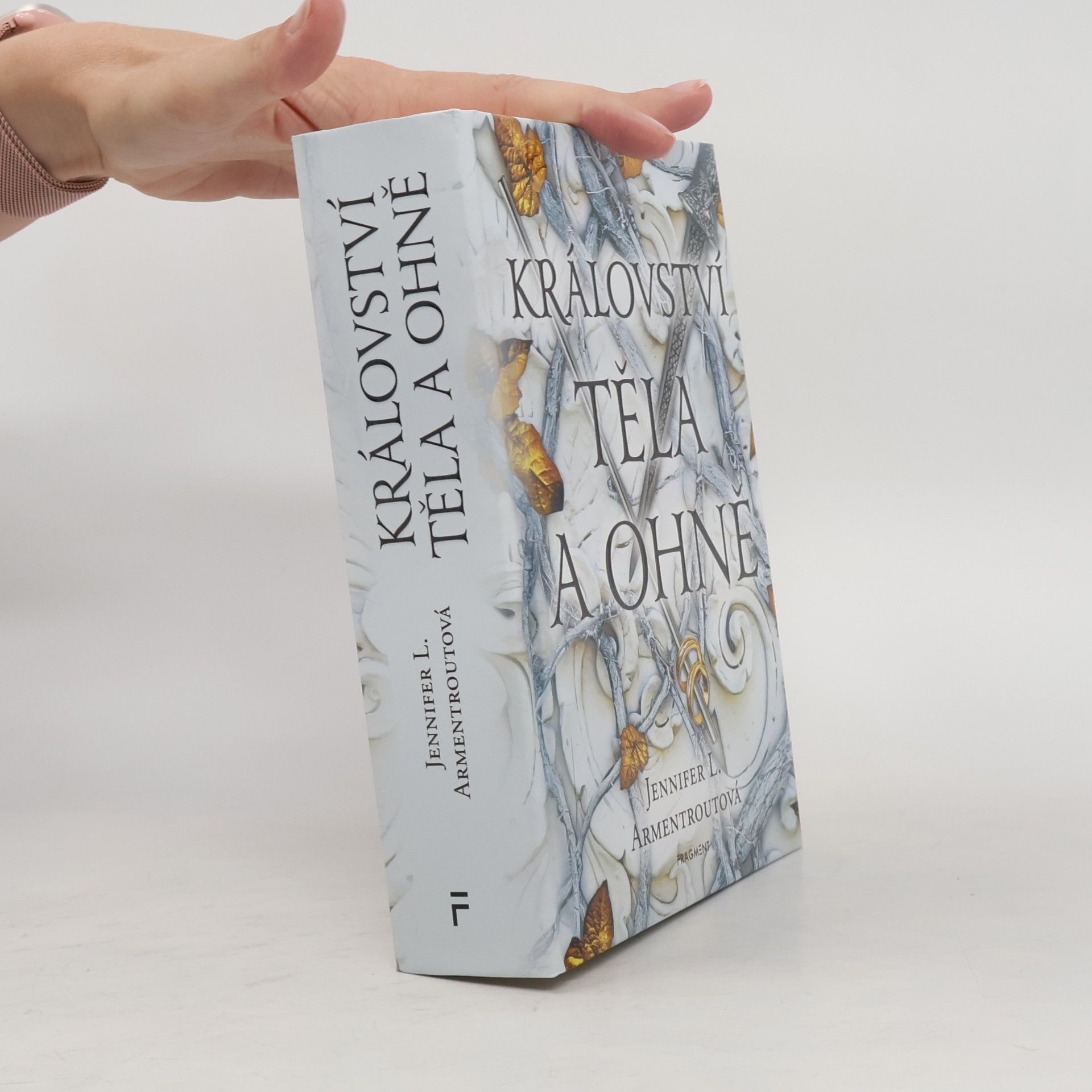 Jennifer Armentrout Království těla a ohně