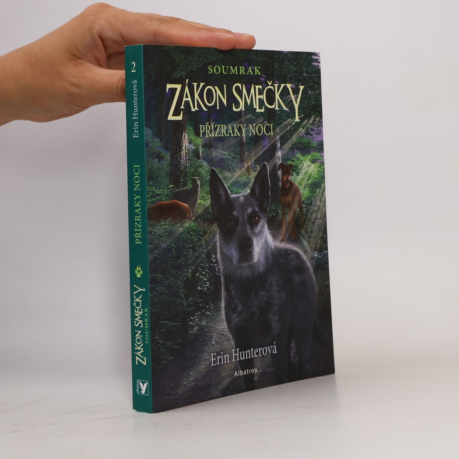 Matěj Čuchna Zákon smečky : soumrak. Přízraky noci