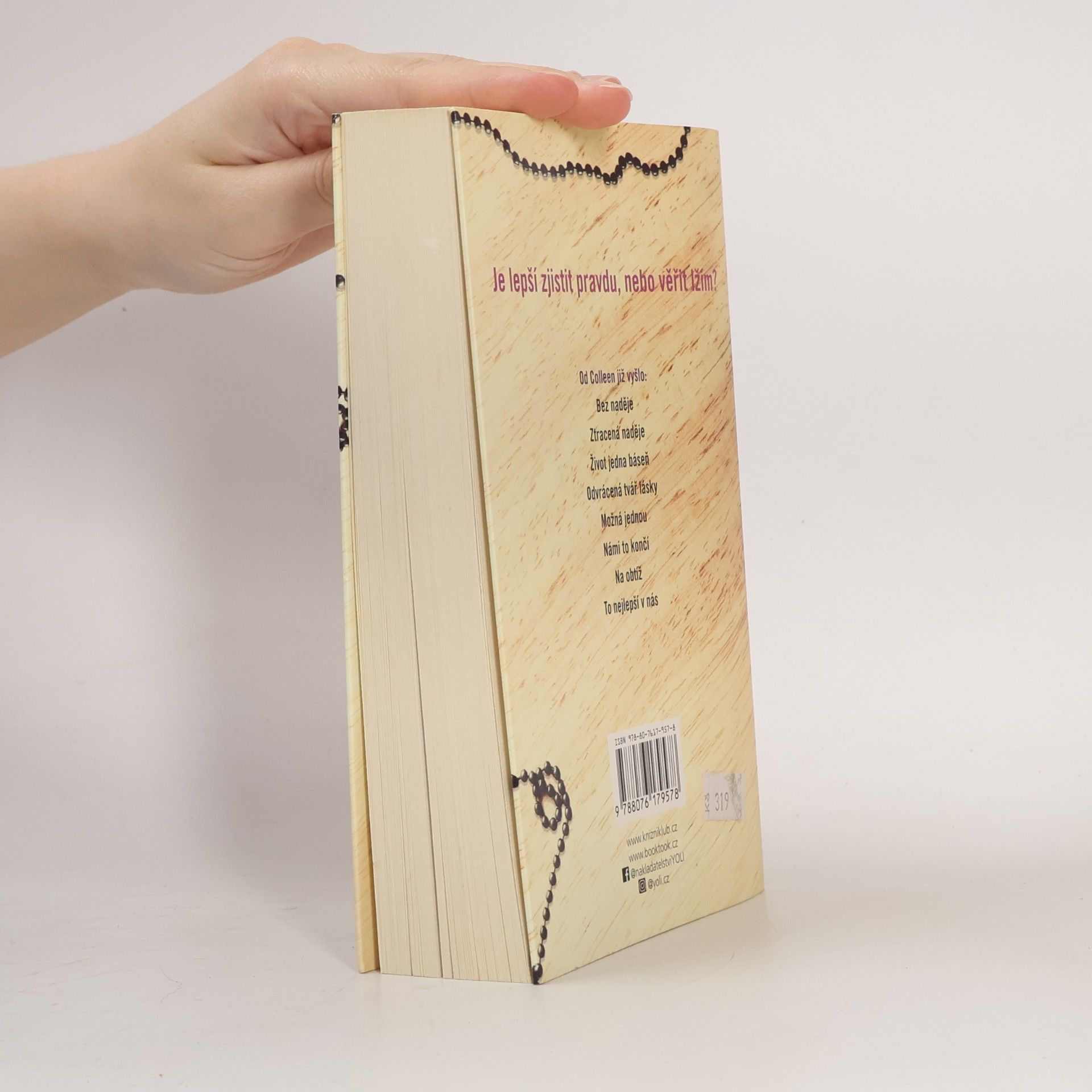 Colleen Hoover Bez naděje
