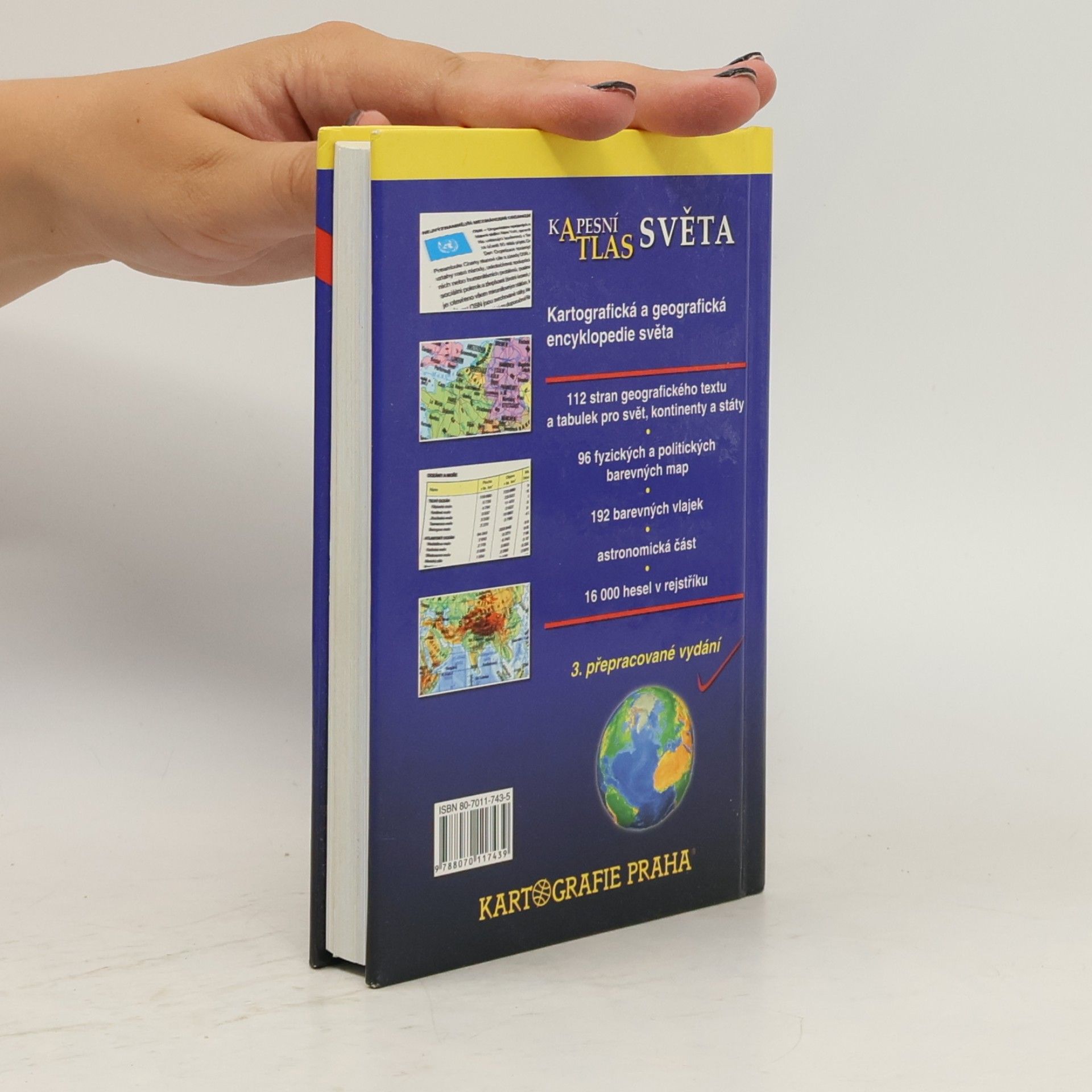 Autorenkollektiv Kapesní atlas světa