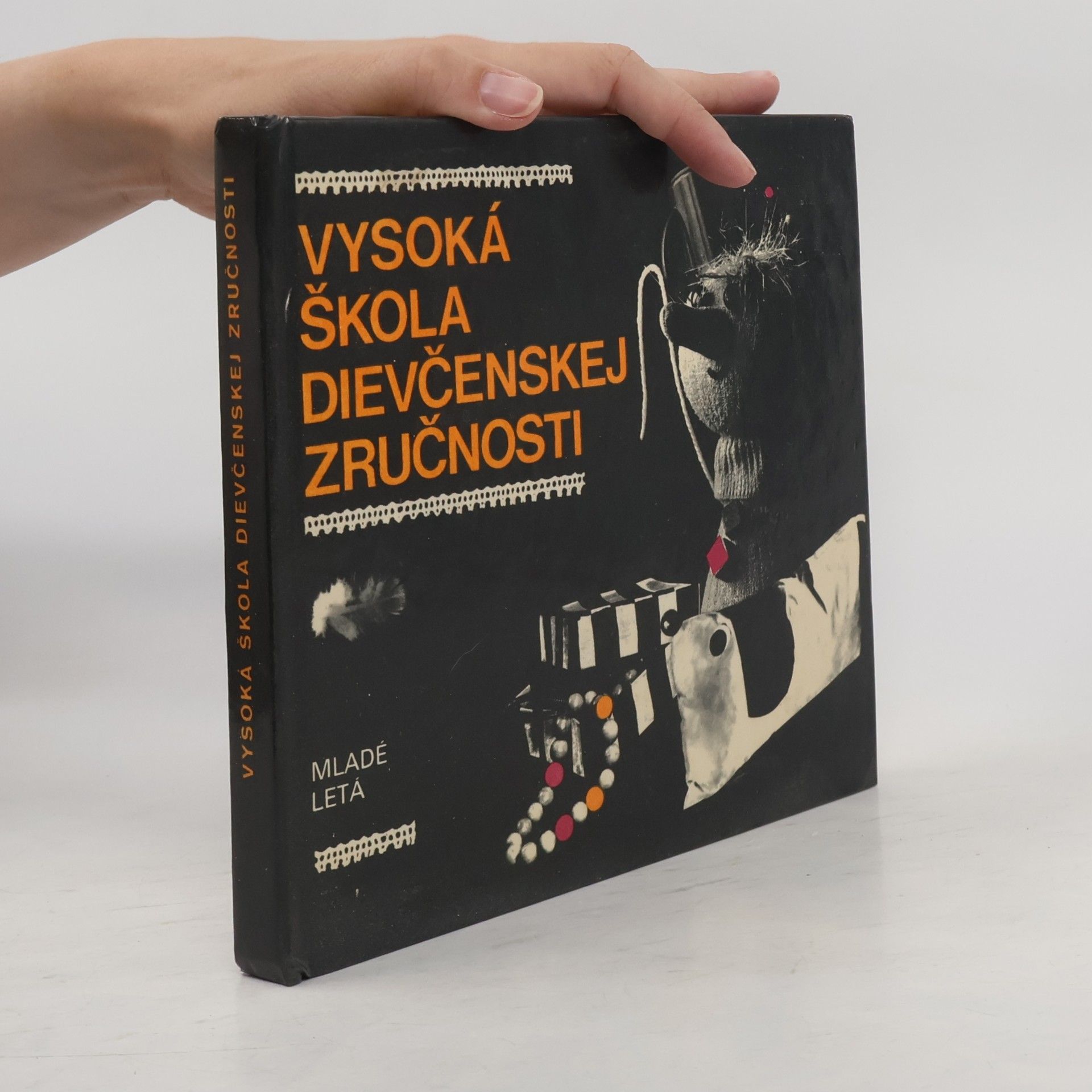 Kveta Dašková Vysoká škola dievčenskej zručnosti