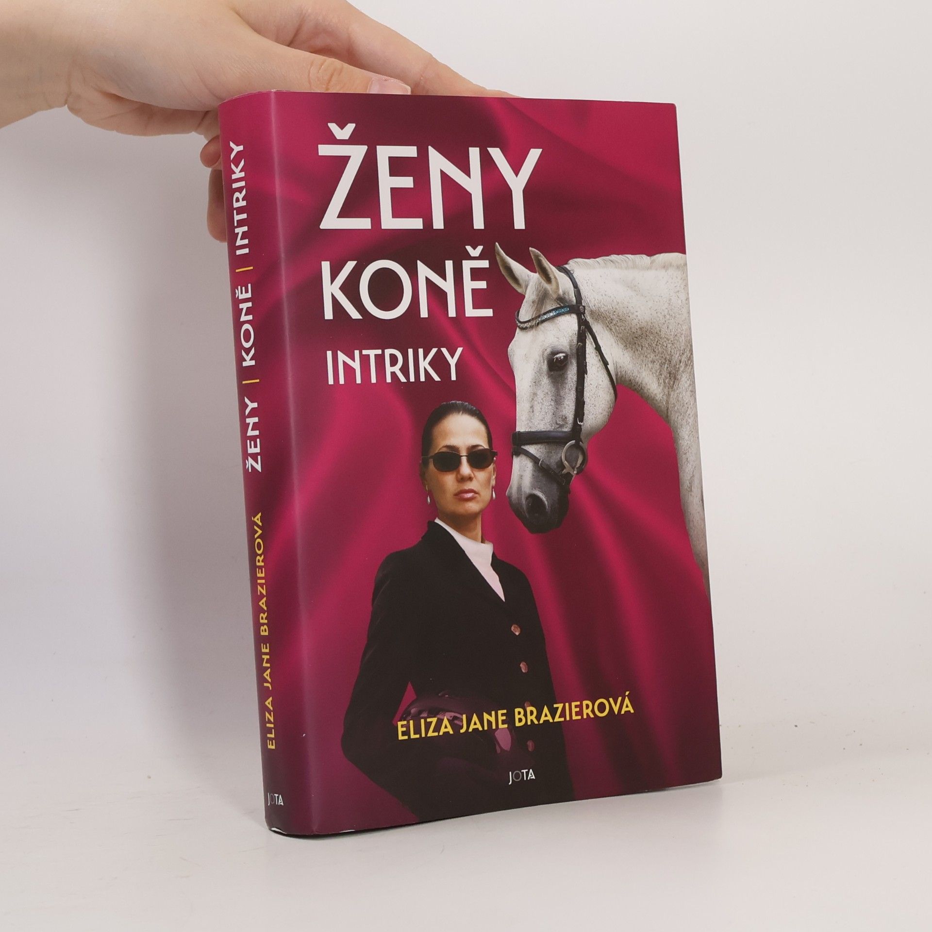 Eliza Jane Brazier Ženy, koně, intriky
