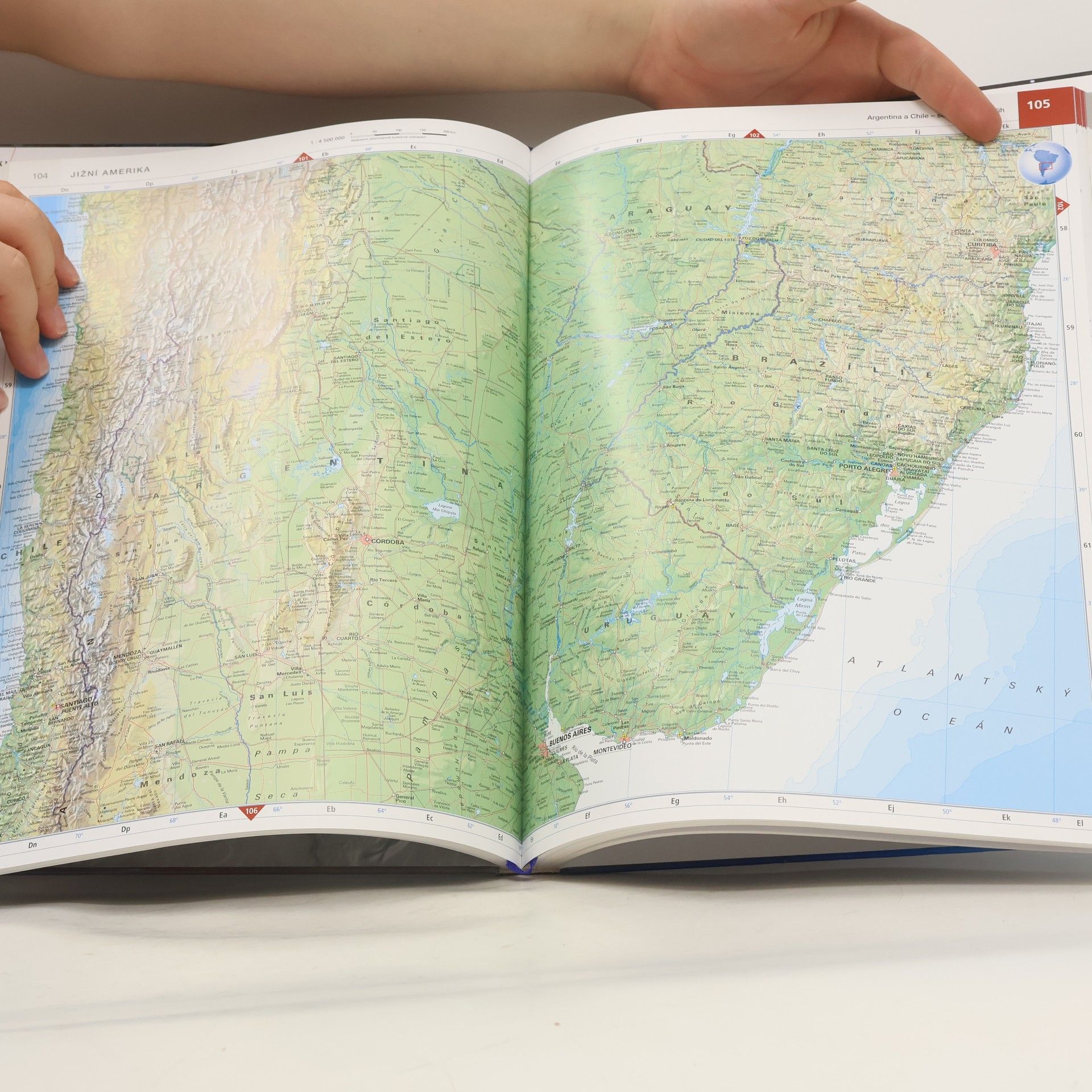 Irena Rybová Podrobný a praktický atlas světa s aktuálními mapami