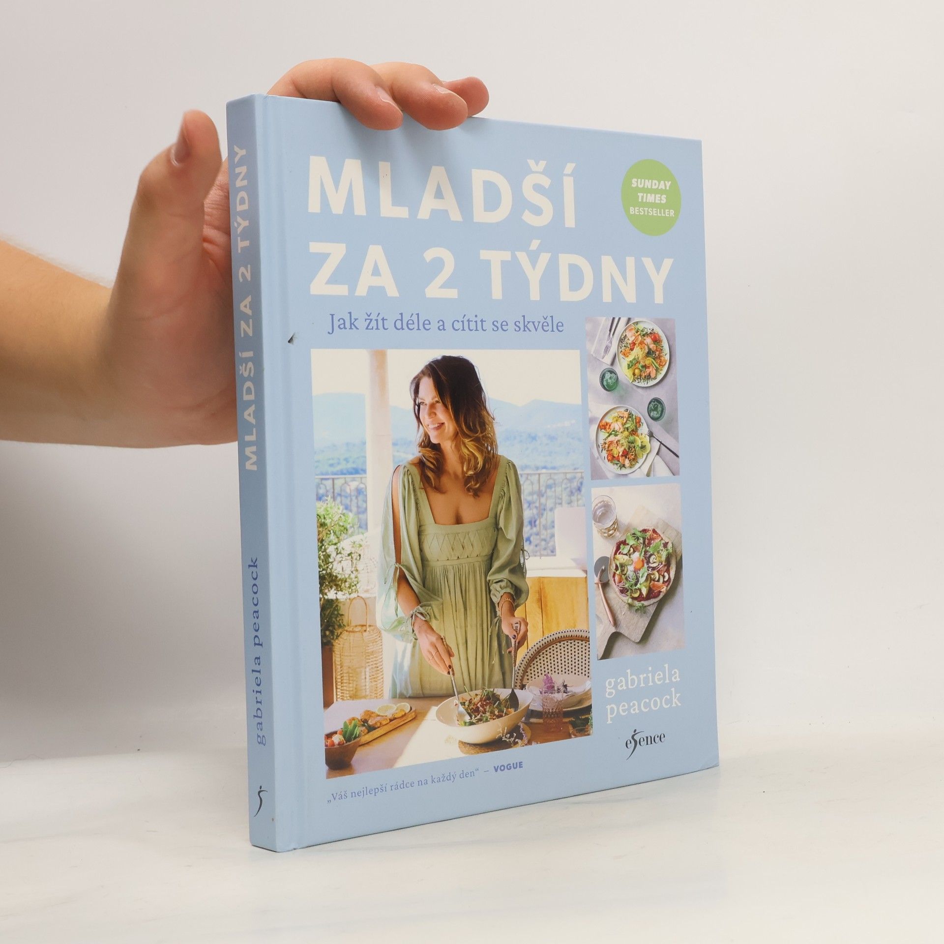 Mladší za 2 týdny