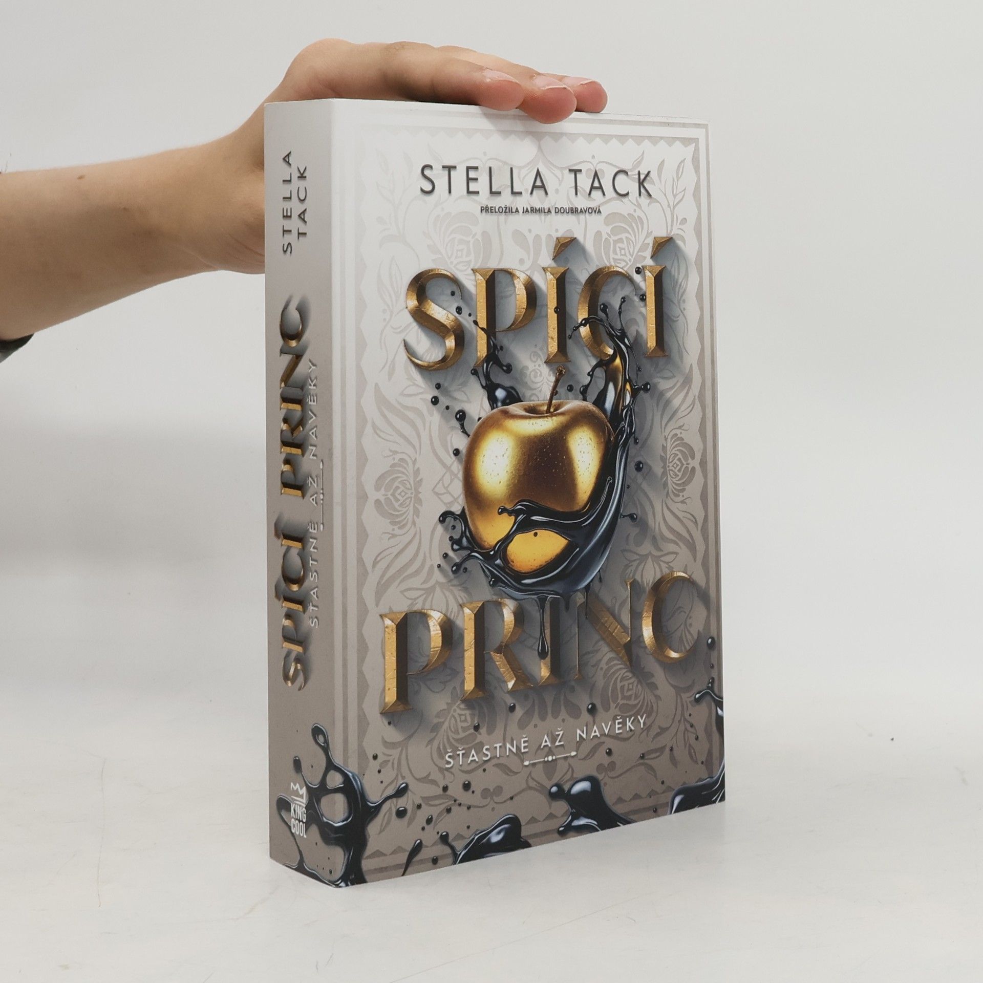 Stella A. Tack Spící princ I. Šťastně až navěky