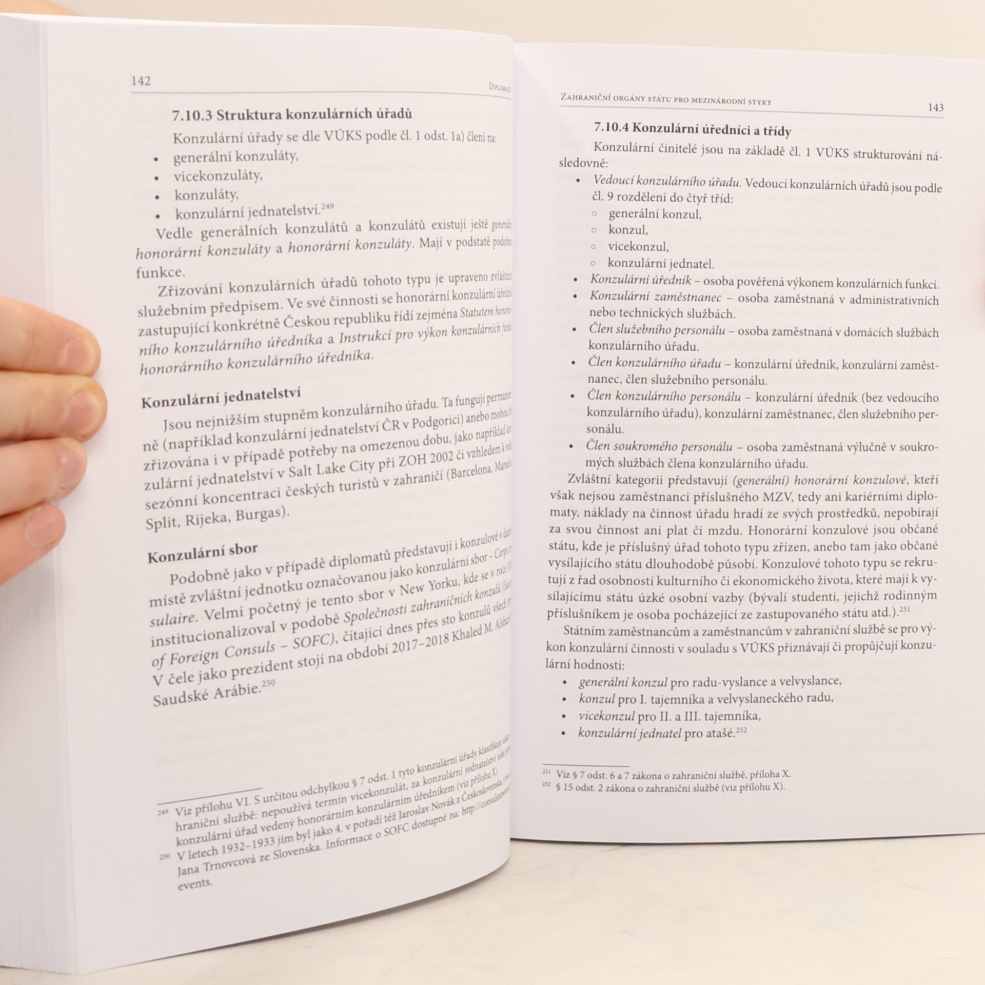 Zdeněk Veselý Diplomacie : (teorie - praxe - dějiny)