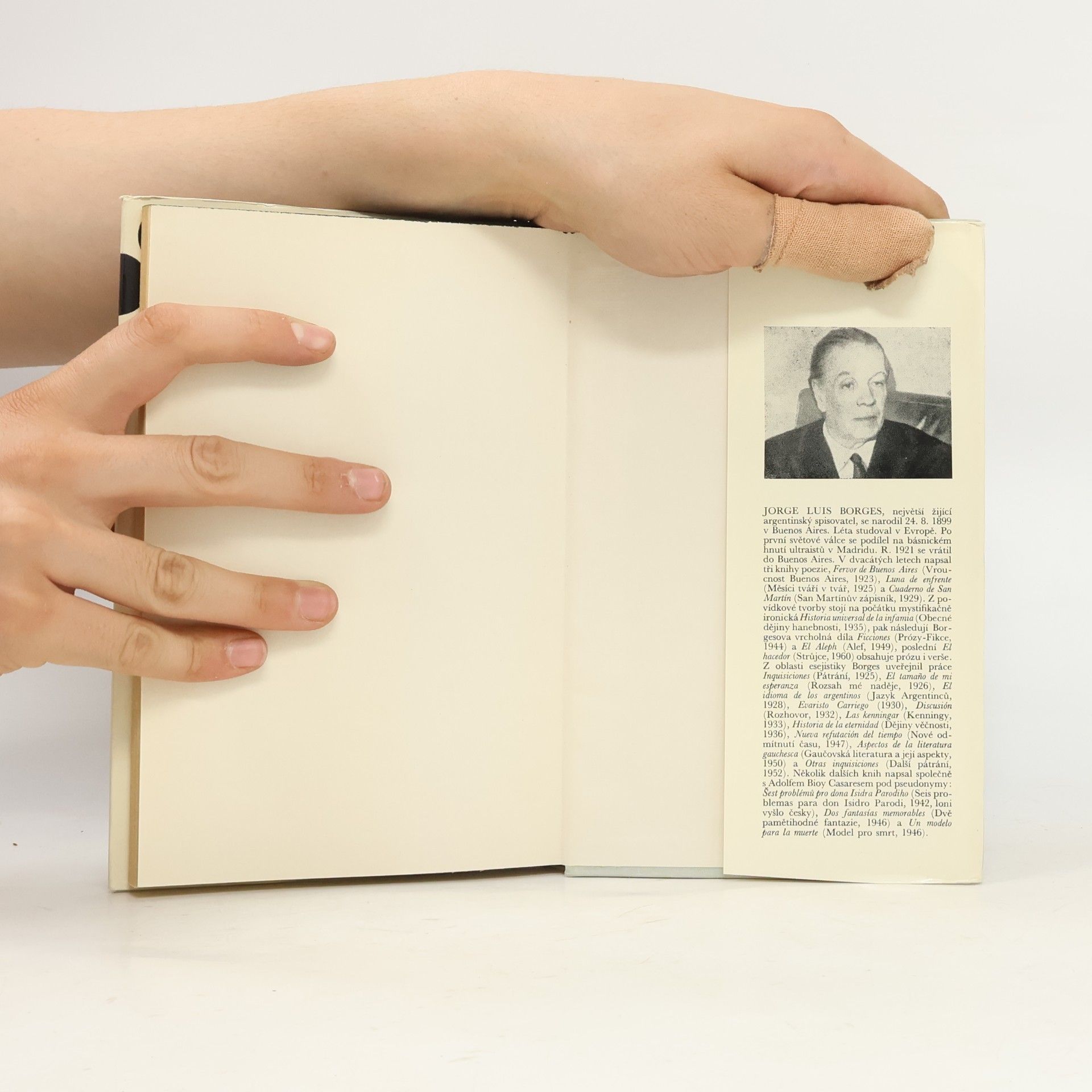 Jorge Luis Borges Artefakty
