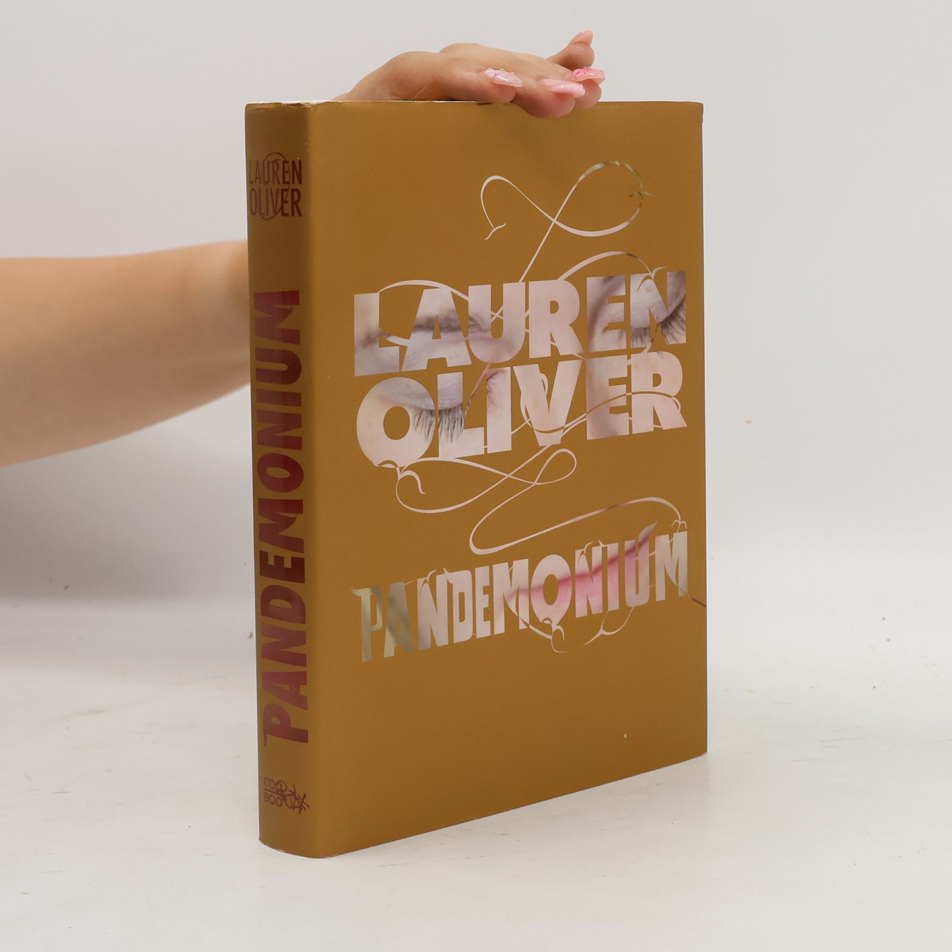 Lauren Oliverová Pandemonium
