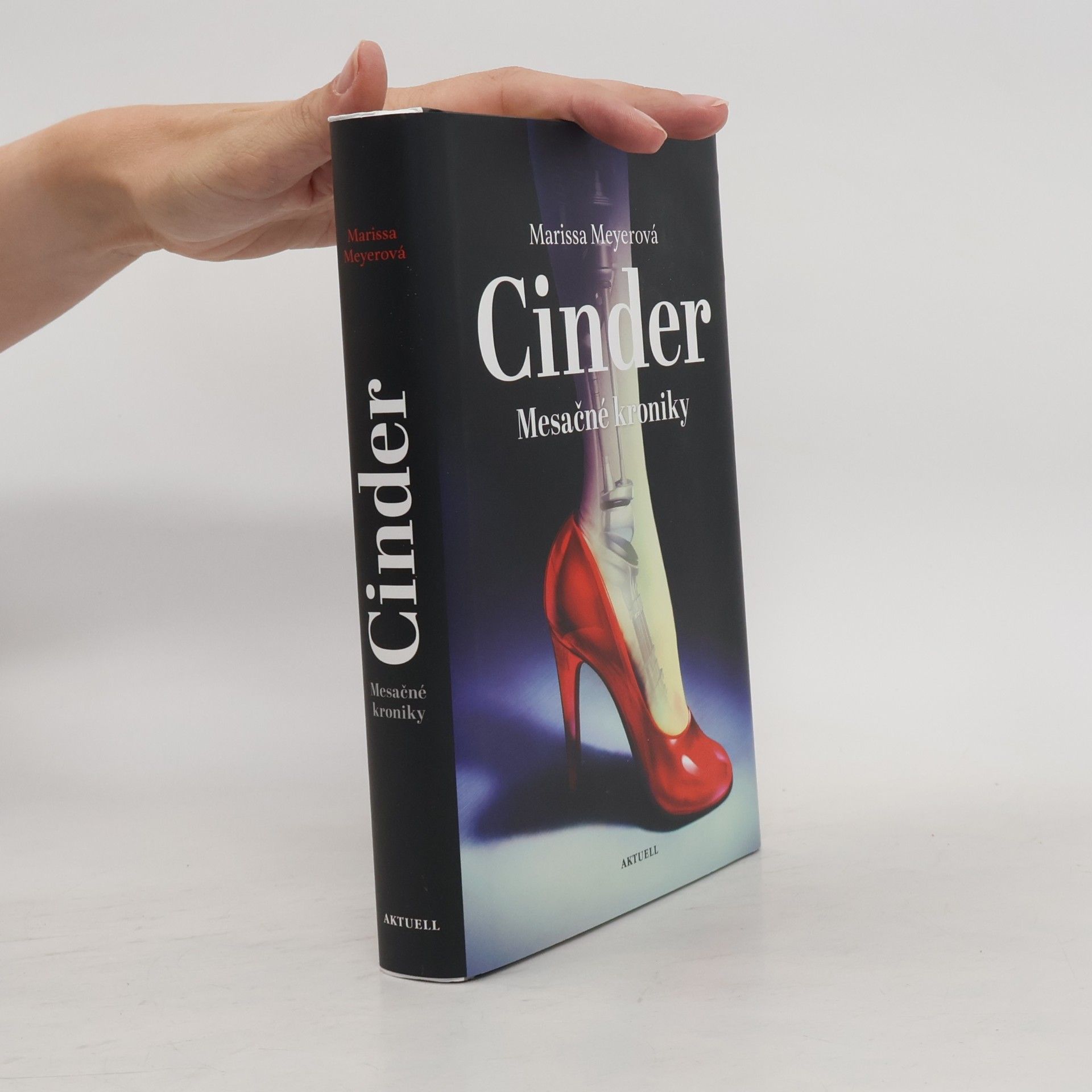 Marissa Meyer Cinder