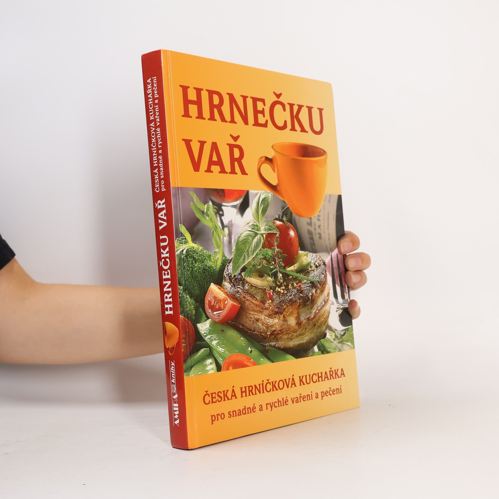 Jitka Živsová Hrnečku vař : česká hrníčková kuchařka pro snadné a rychlé vaření a pečení