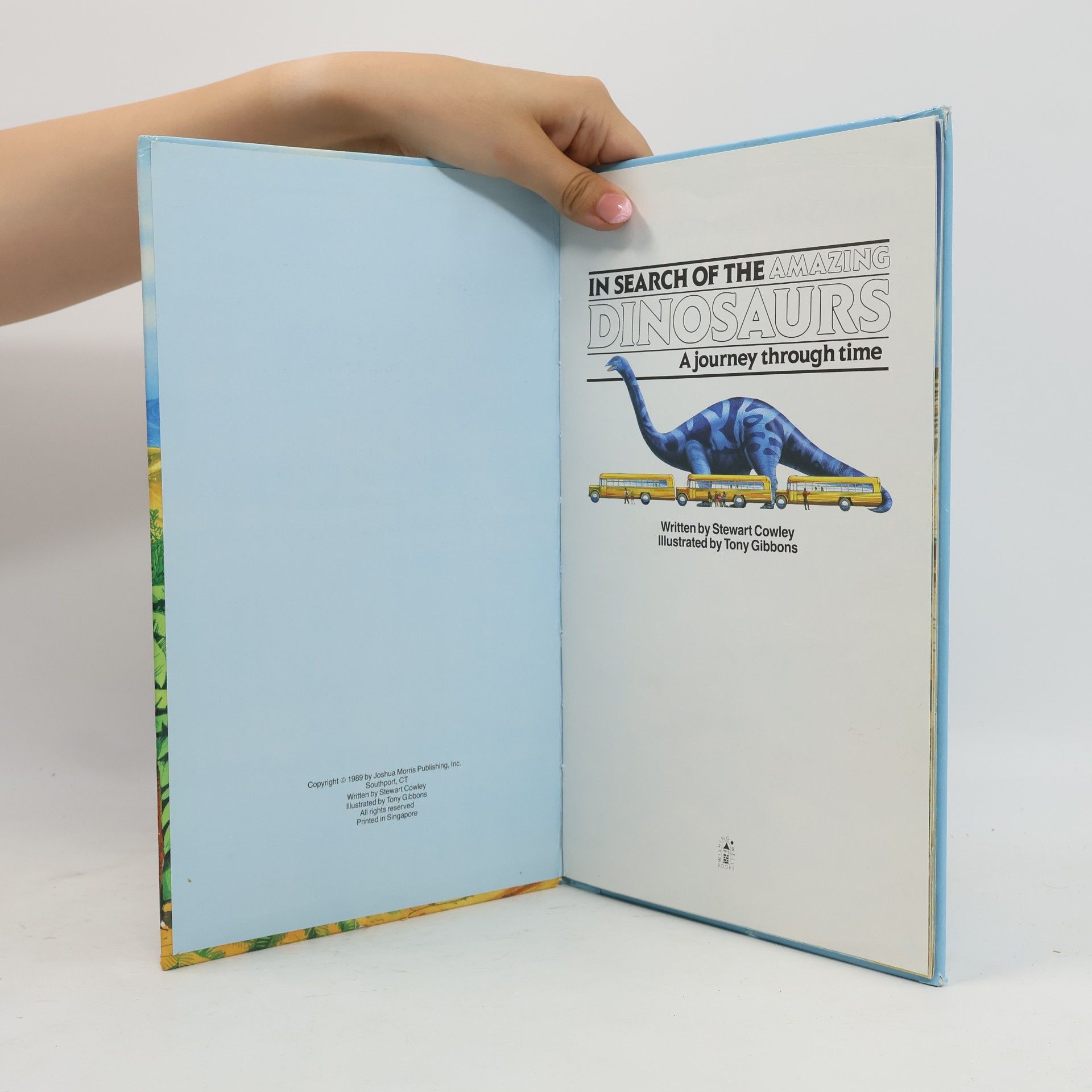 Stewart Cowley In Search of the Amazing Dinosaurs