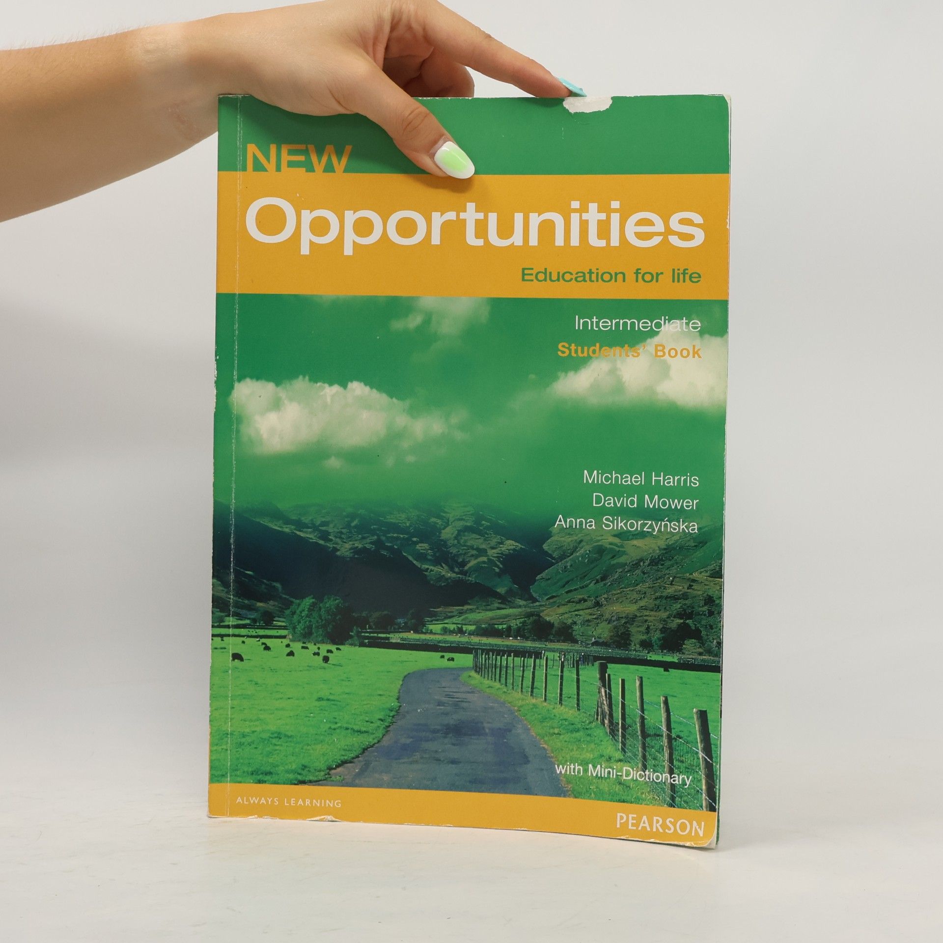 Autorenkollektiv New Opportunities. Education for life. Intermediate Students' Book. Mini-Dictionary