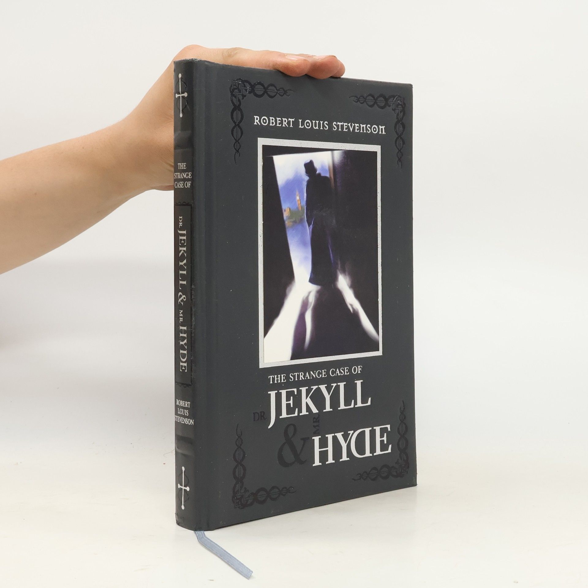 Robert Louis Stevenson The Strange Case of Dr. Jekyll & Mr. Hyde