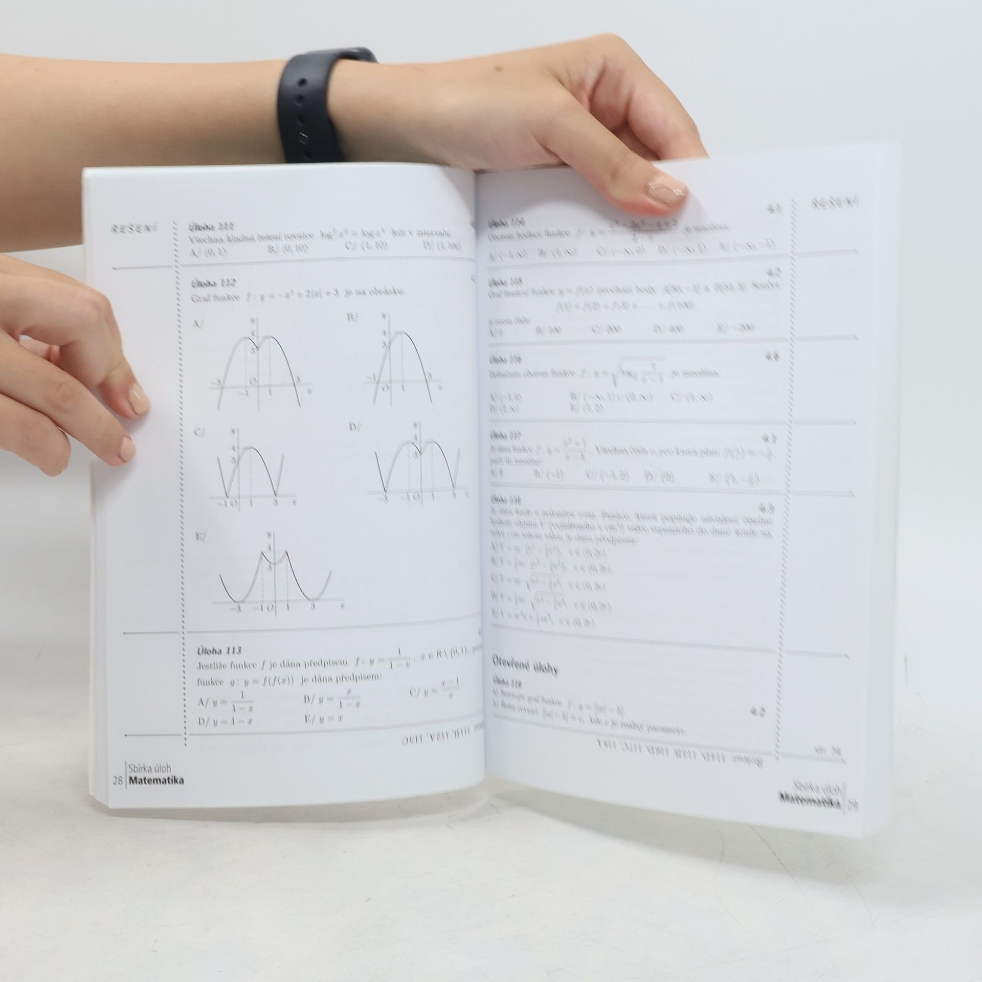 Václav Sýkora Matematika : sbírka úloh pro společnou část maturitní zkoušky (I. a II. část, oboustranná kniha)