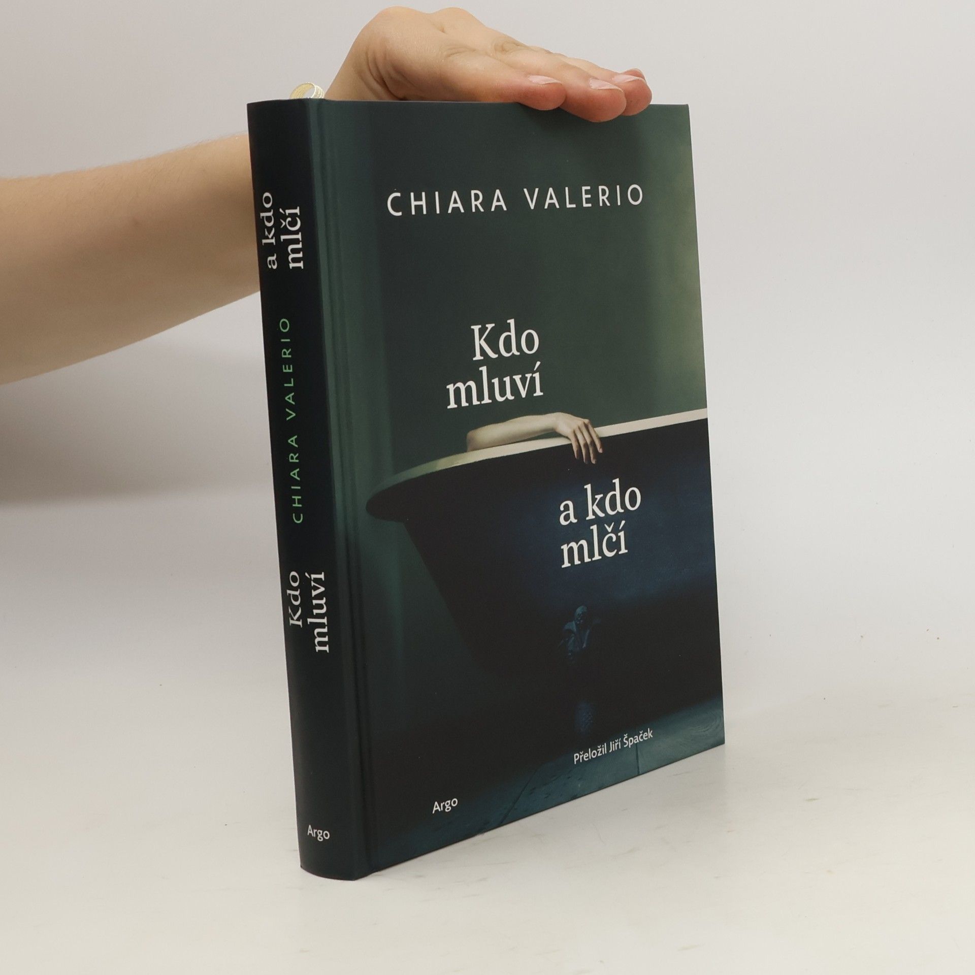 Chiara Valerio Kdo mluví a kdo mlčí