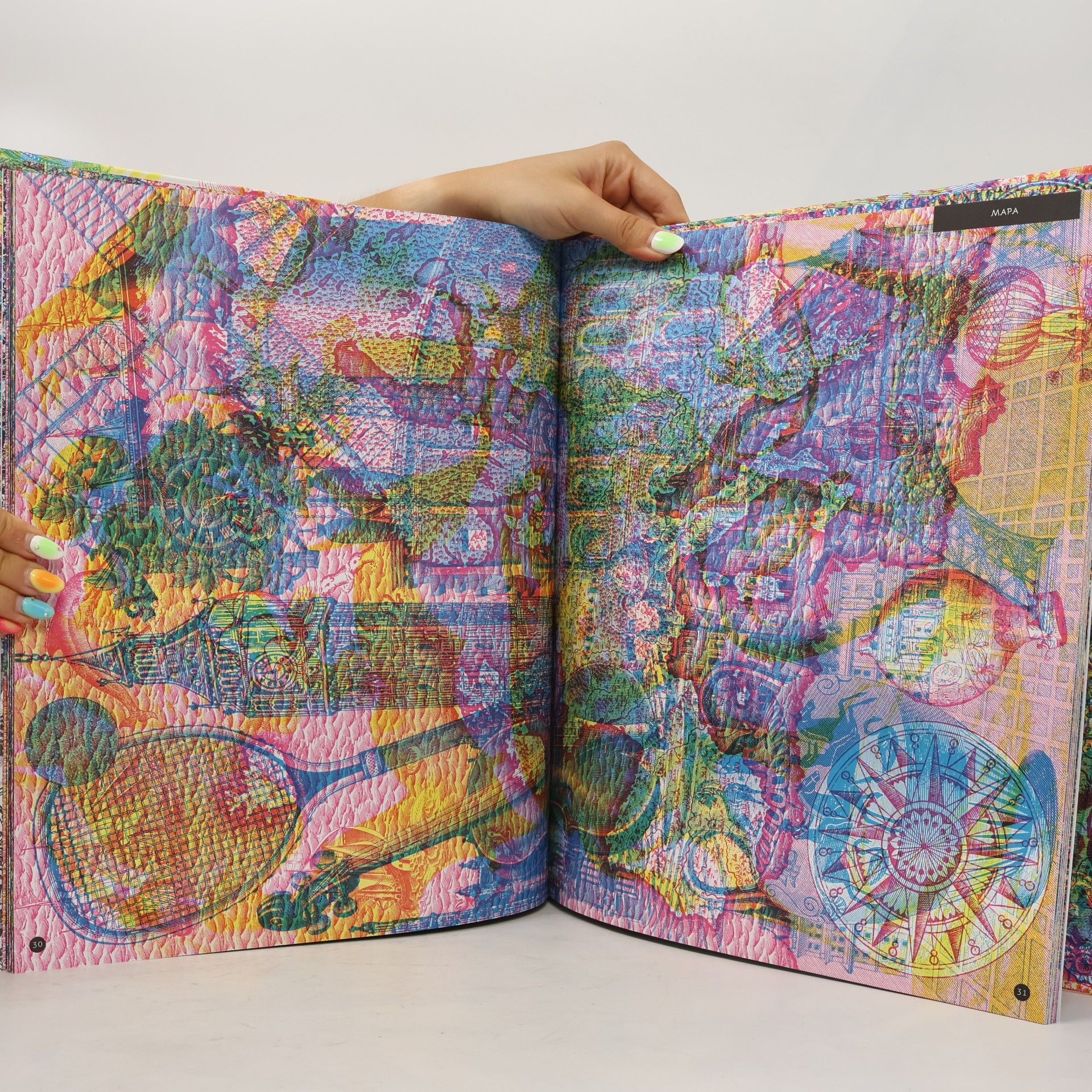 Dr Kate Davies Hravý atlas