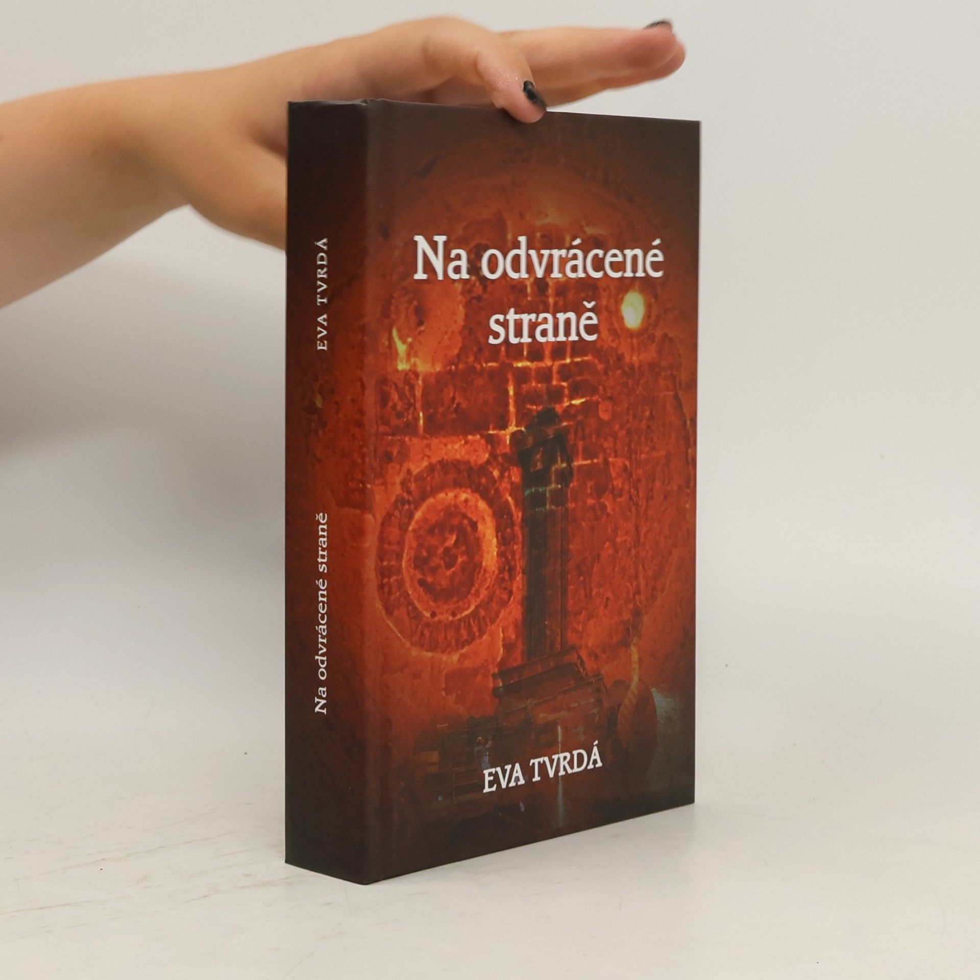 Eva Tvrdá Na odvrácené straně