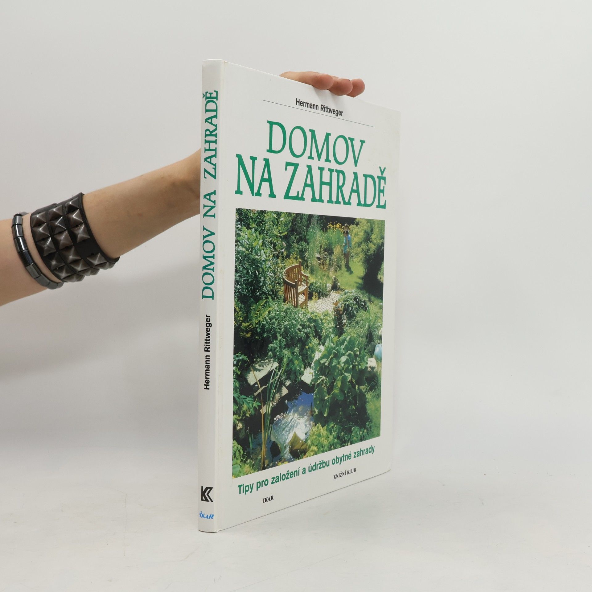 Domov na zahradě