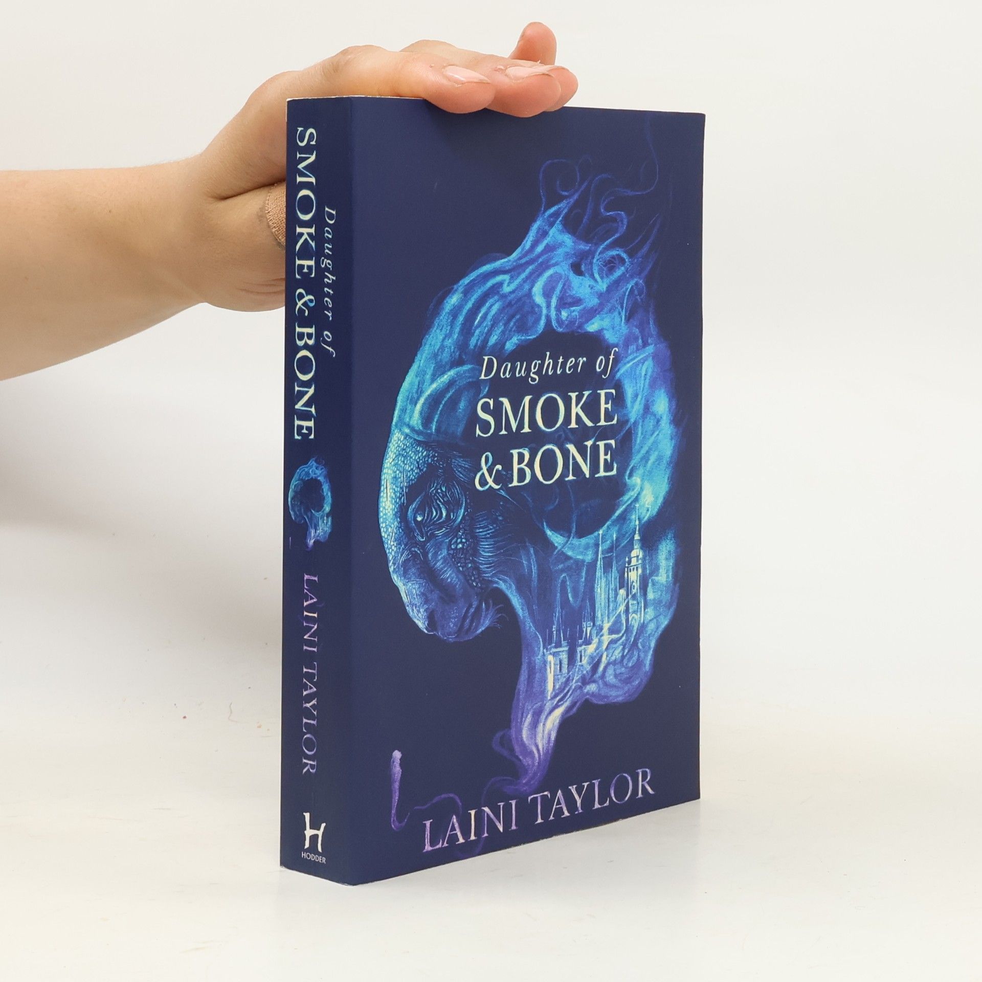 Laini Taylor Daughter of Smoke and Bone