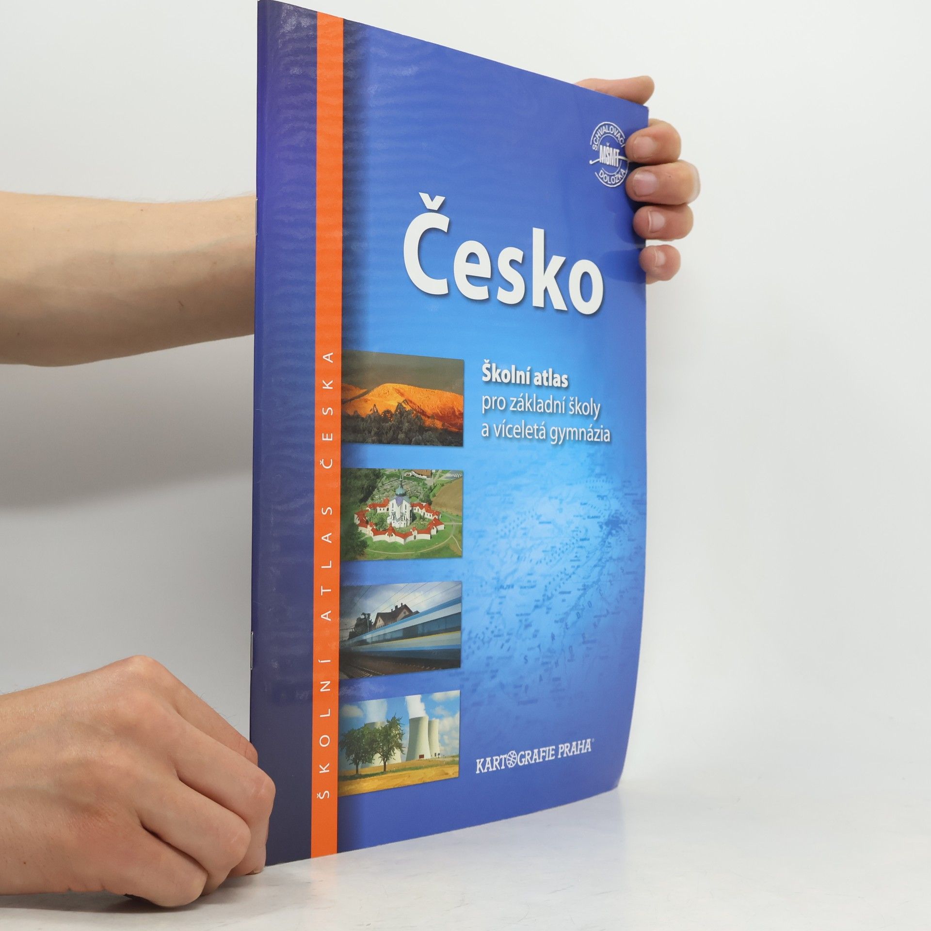 Lenka Olivová Česko : školní atlas pro základní školy a víceletá gymnázia