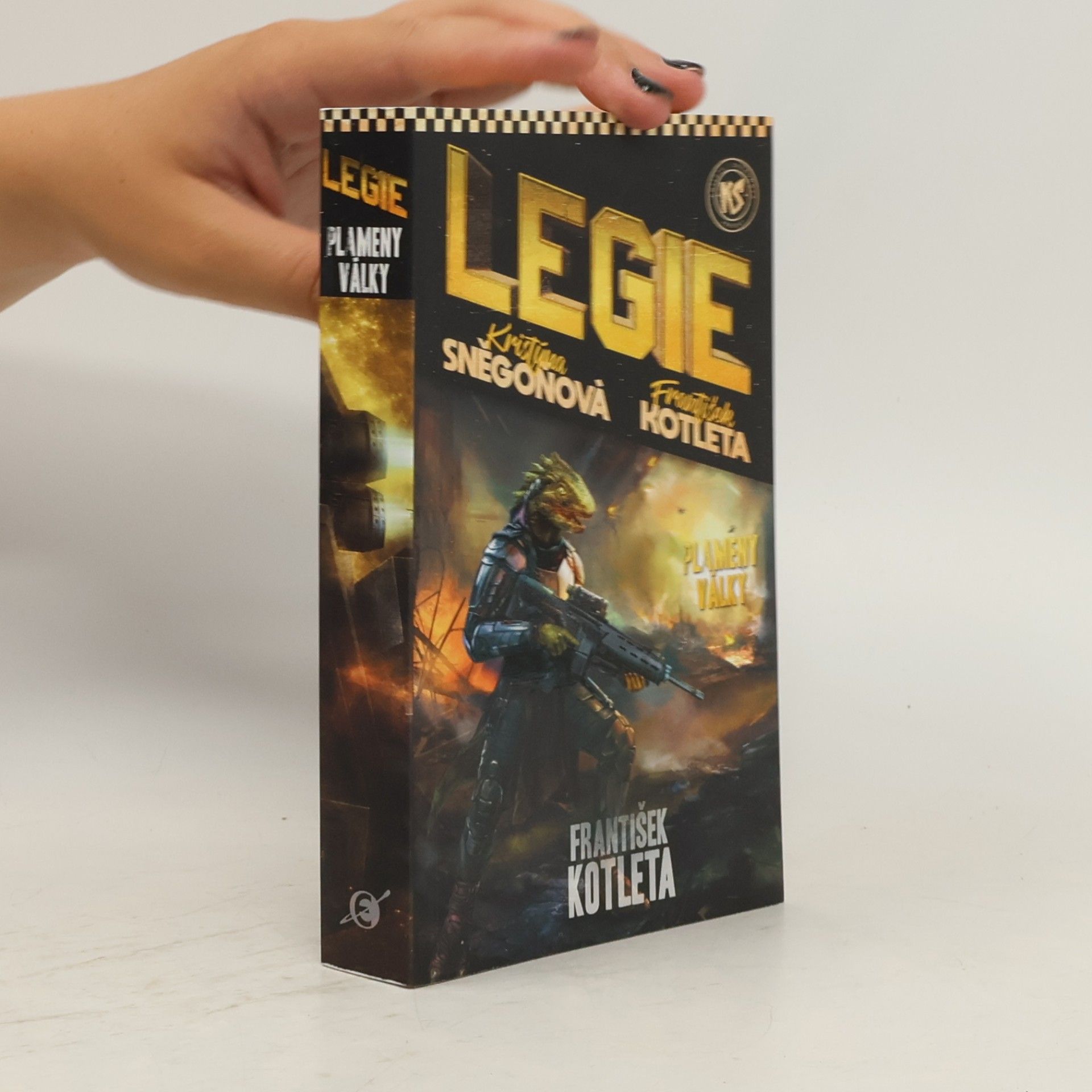 Kristýna Sněgoňová Legie. Plameny války