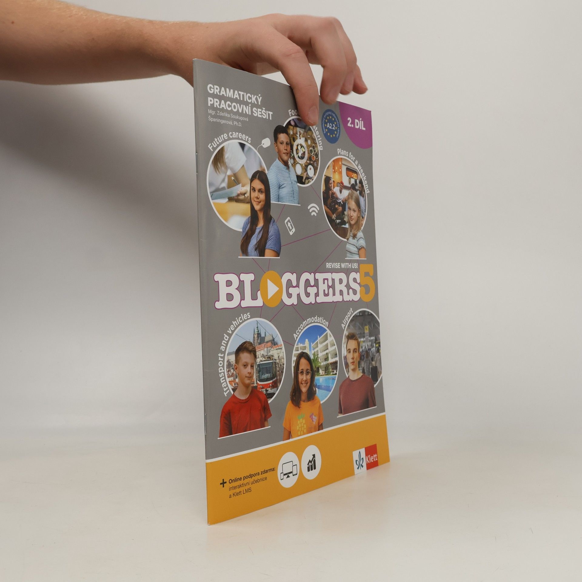 Helena Flam Bloggers 5 : revise with us!. Pracovní sešit