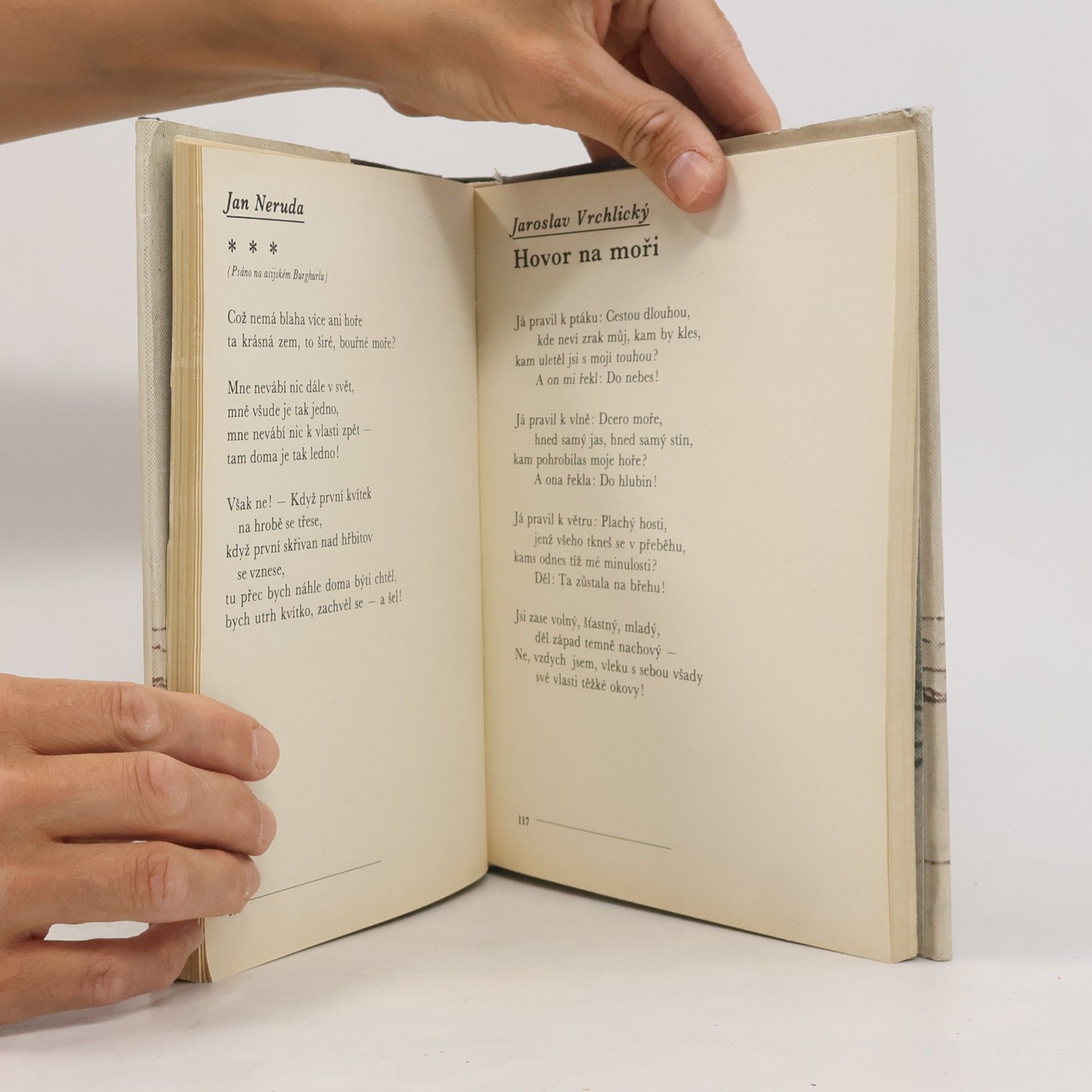 Jarmila Urbánková Duhové mosty. Výbor ze světové poezie XIX. století