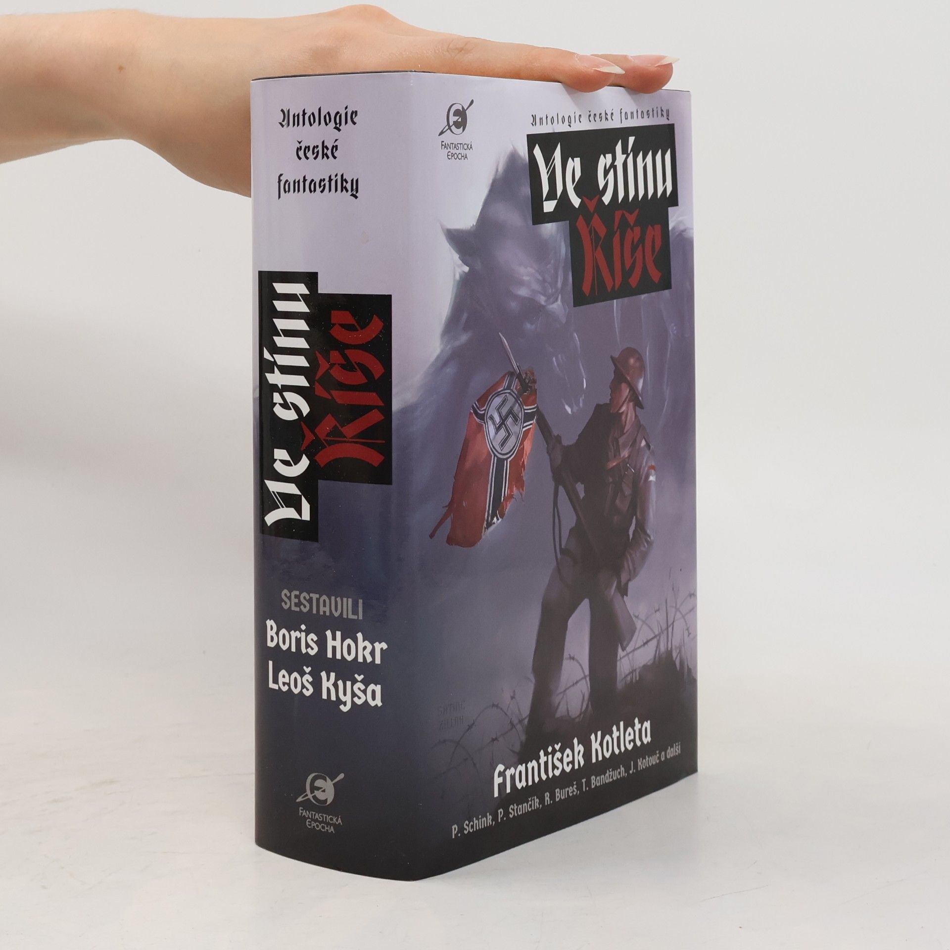 Michal Tesáček Ve stínu Říše: Antologie české fantastiky