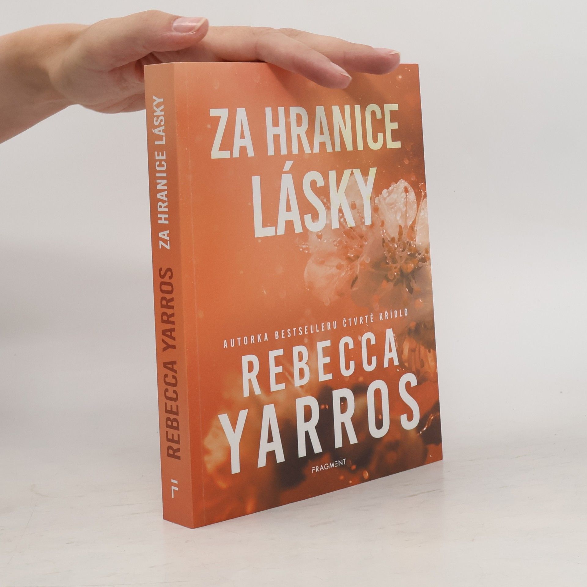 Rebecca Yarros Za hranice lásky