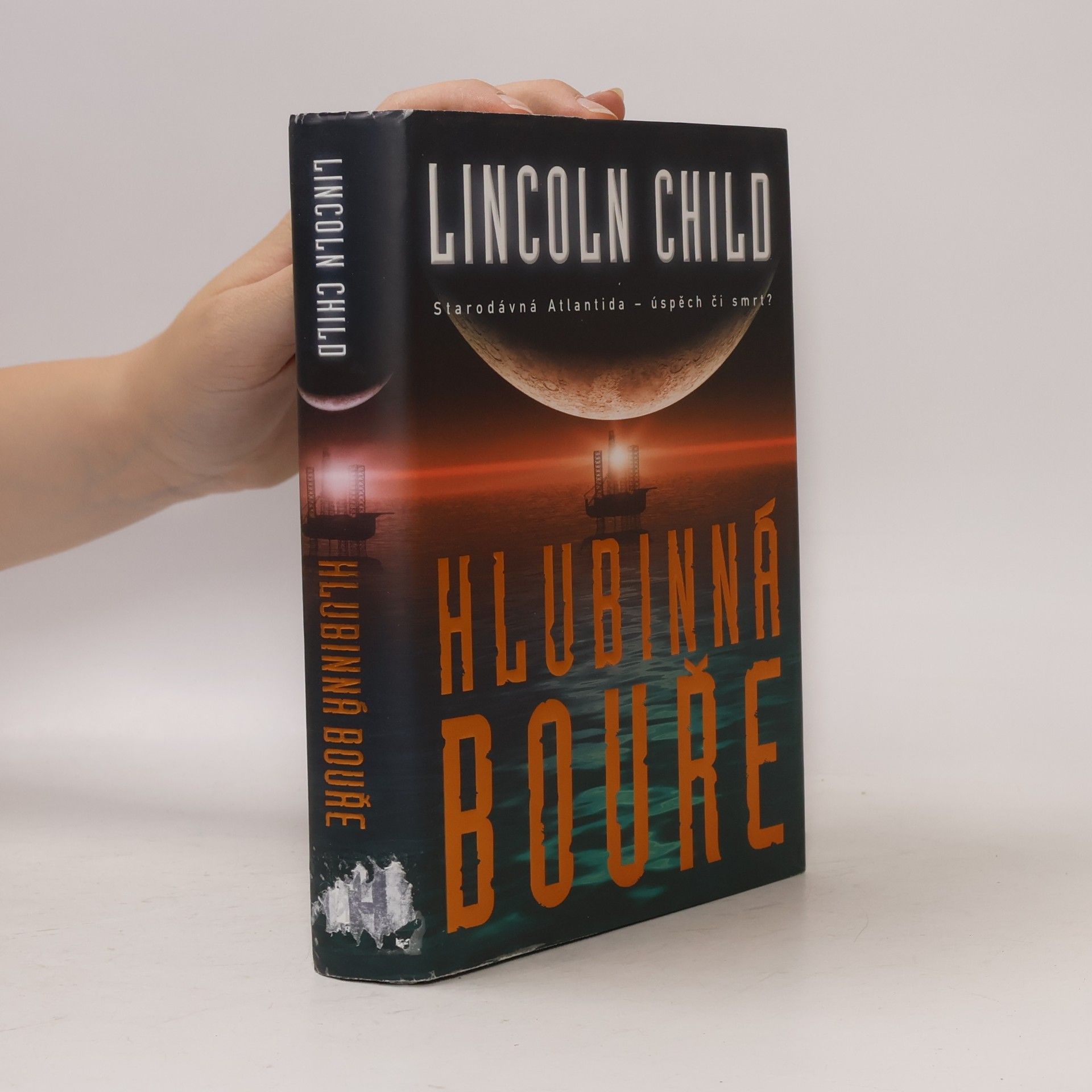 Lincoln Child Hlubinná bouře