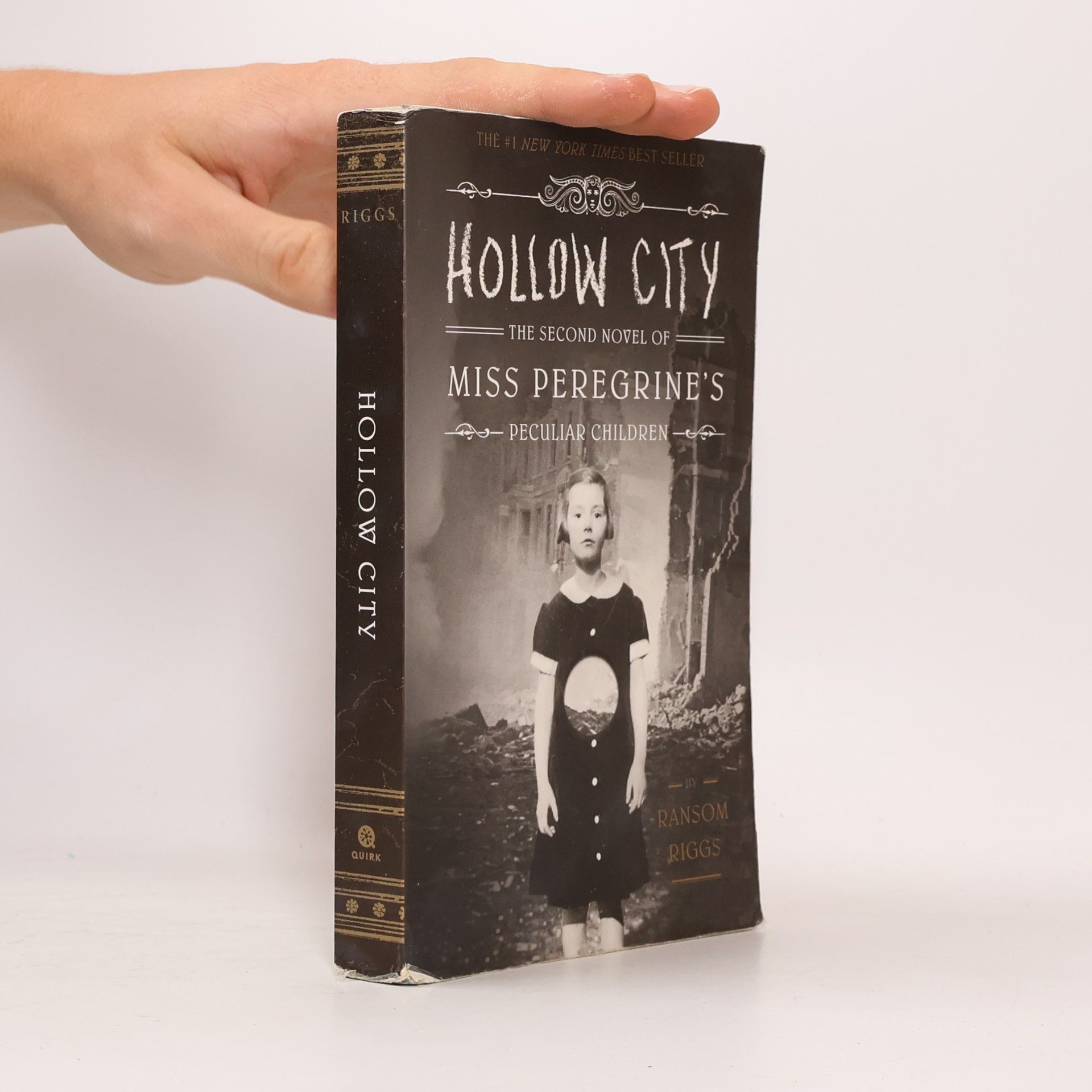 Ransom Riggs Hollow City