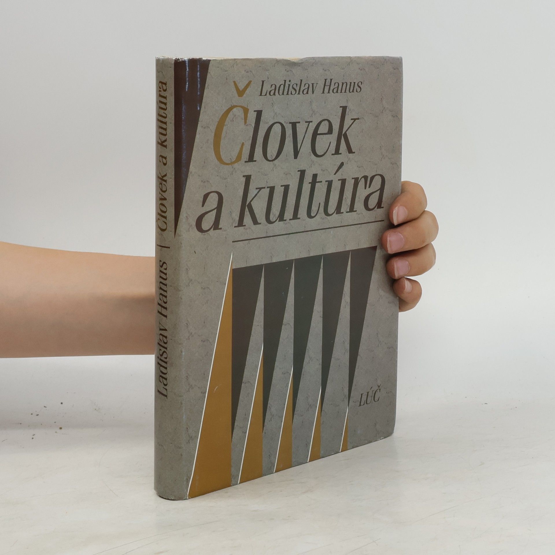 Človek a kultúra