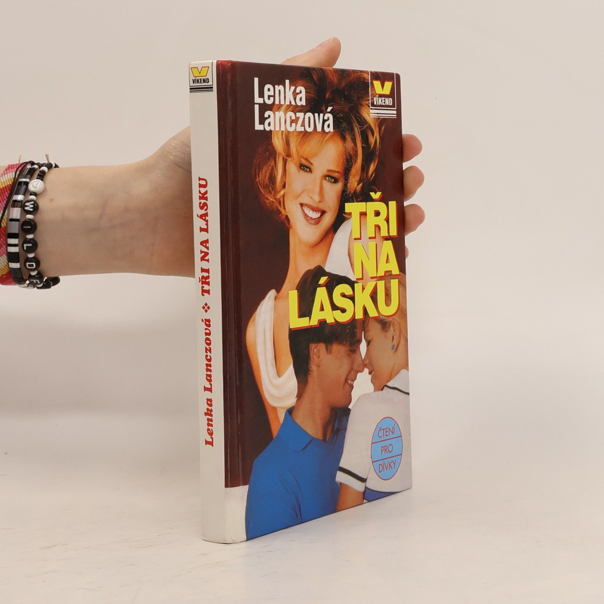 Lenka Lanczová Tři na lásku