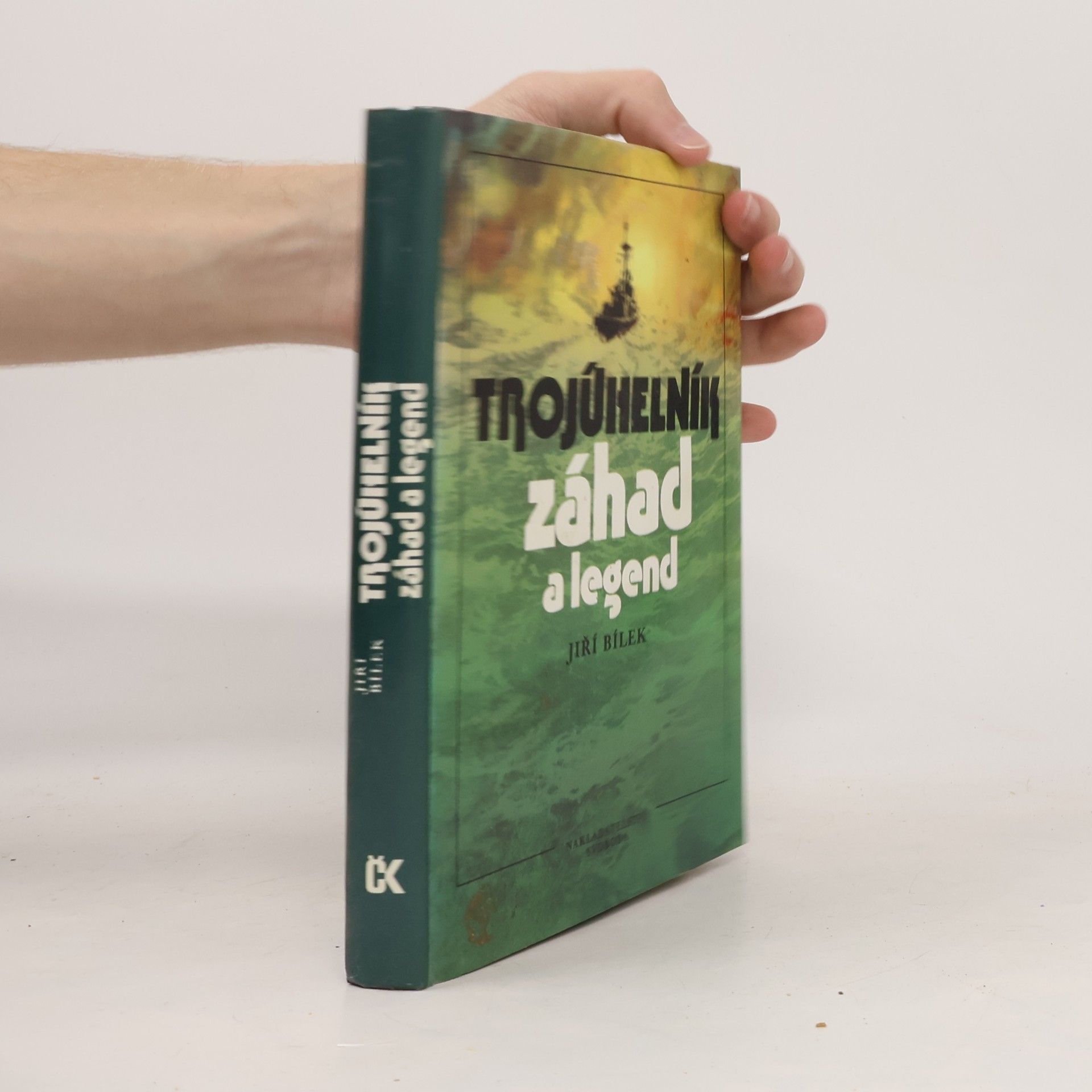 Jiří Bílek Trojúhelník záhad a legend