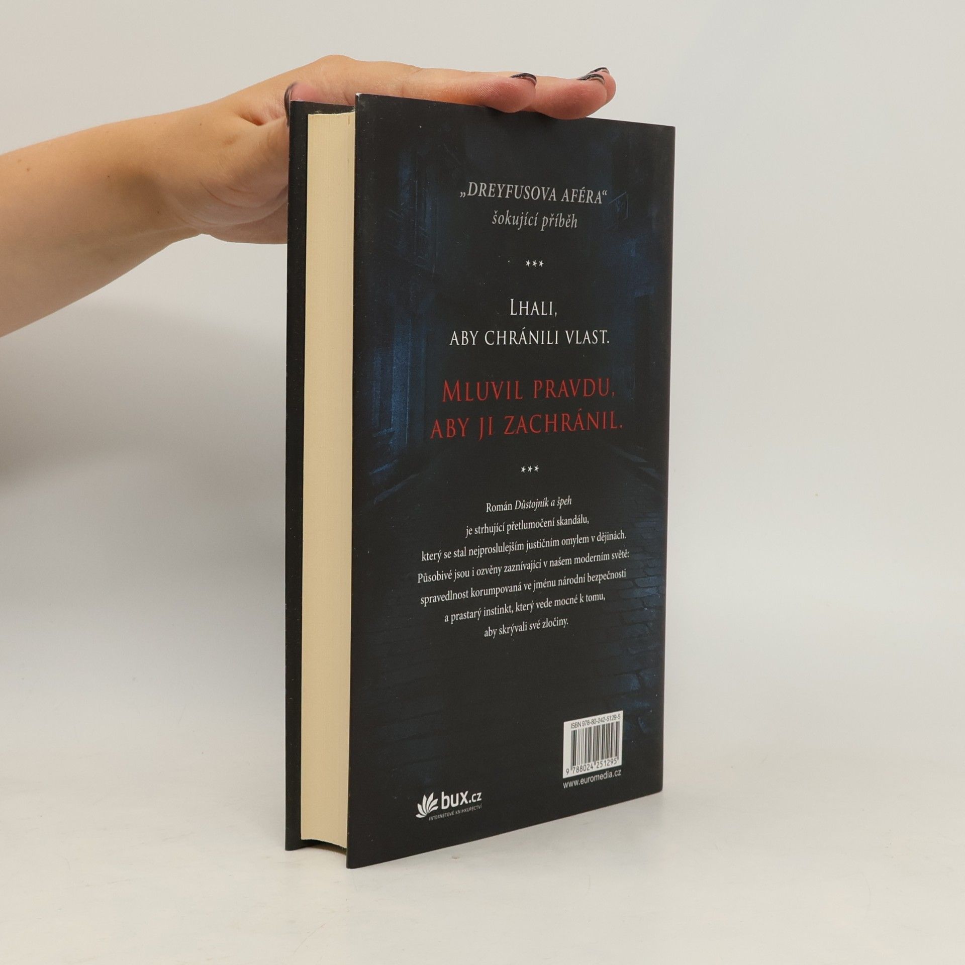Robert Harris Důstojník a špeh