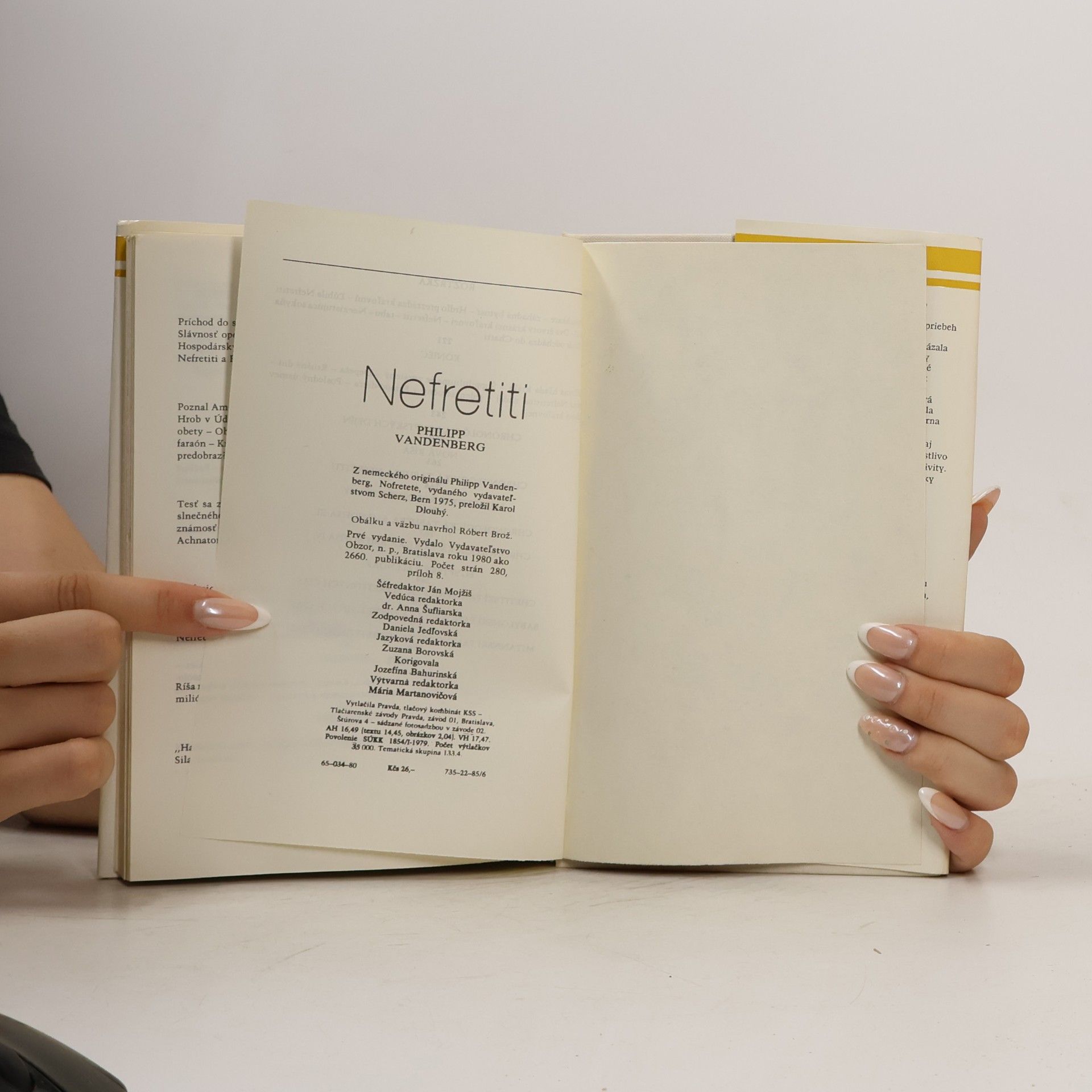 Philipp Vandenberg Nefertiti