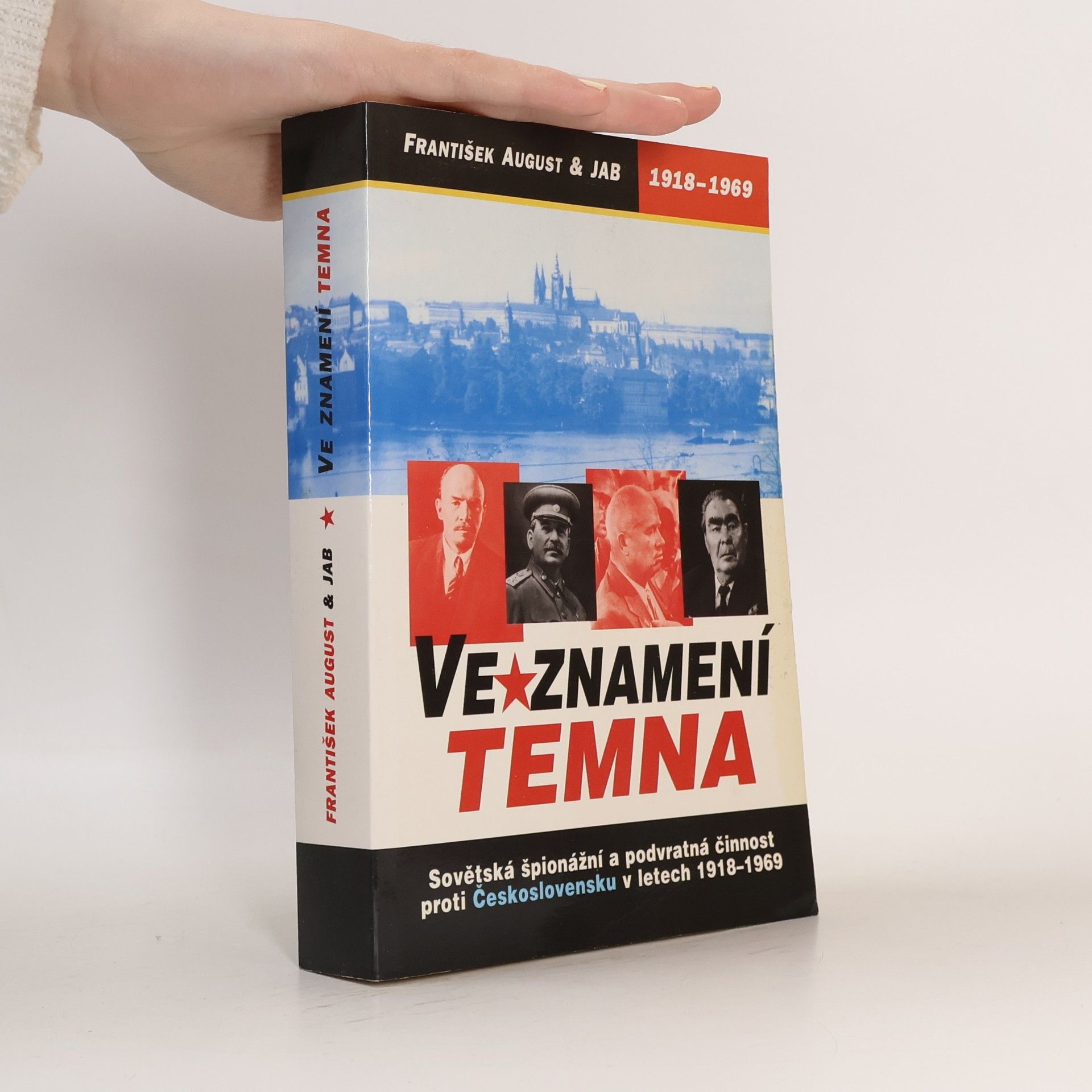 František August Ve znamení temna